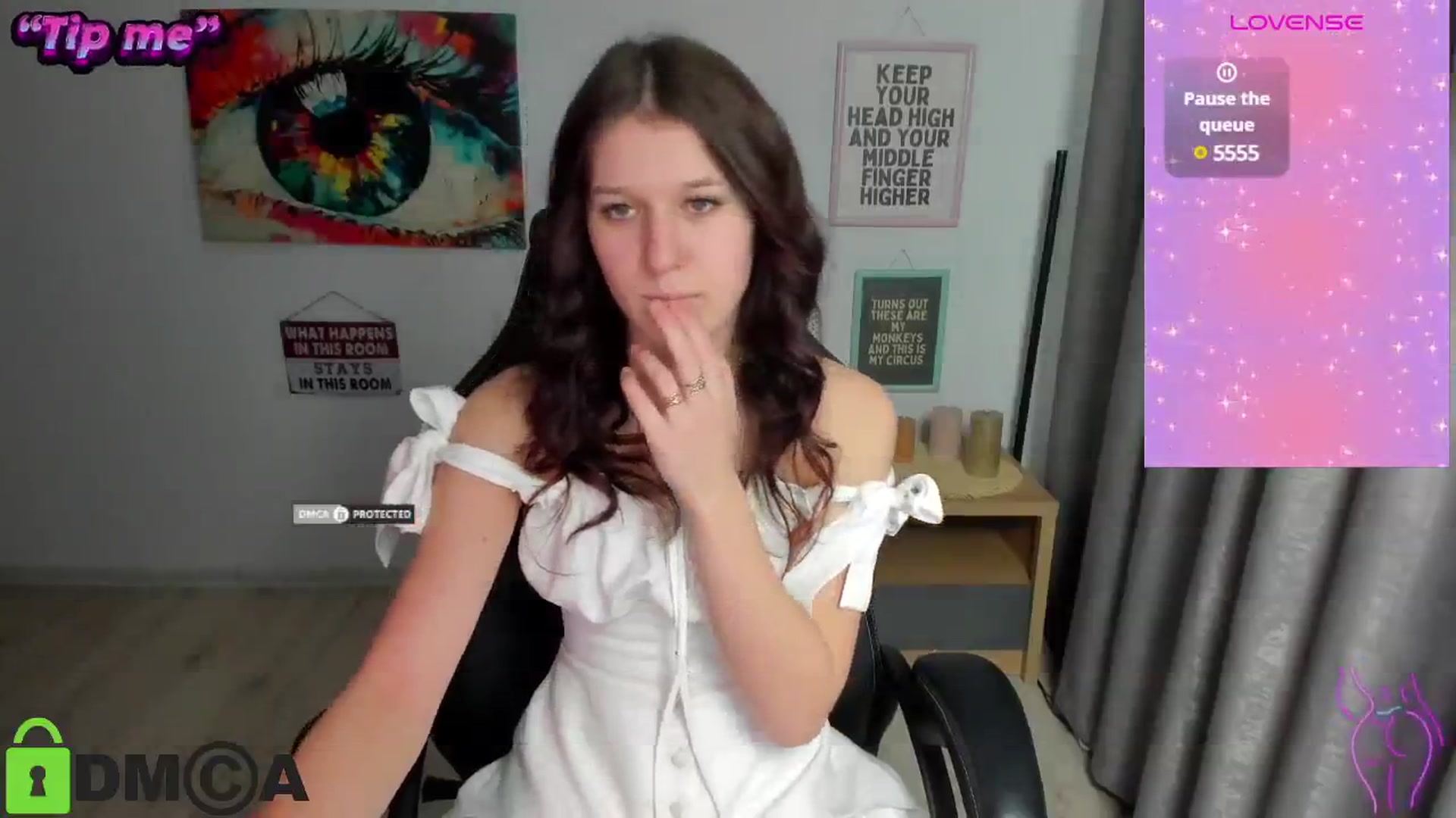 Gallery image thumbnail from Luiza_'s myfreecams stream on, 12/14/2024, 14:57 image 20 of 20