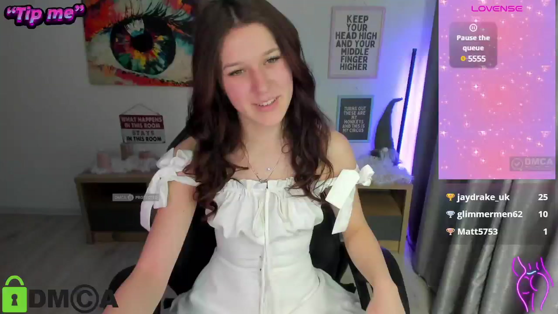 Gallery image thumbnail from Luiza_'s myfreecams stream on, 12/27/2024, 13:21 image 16 of 20