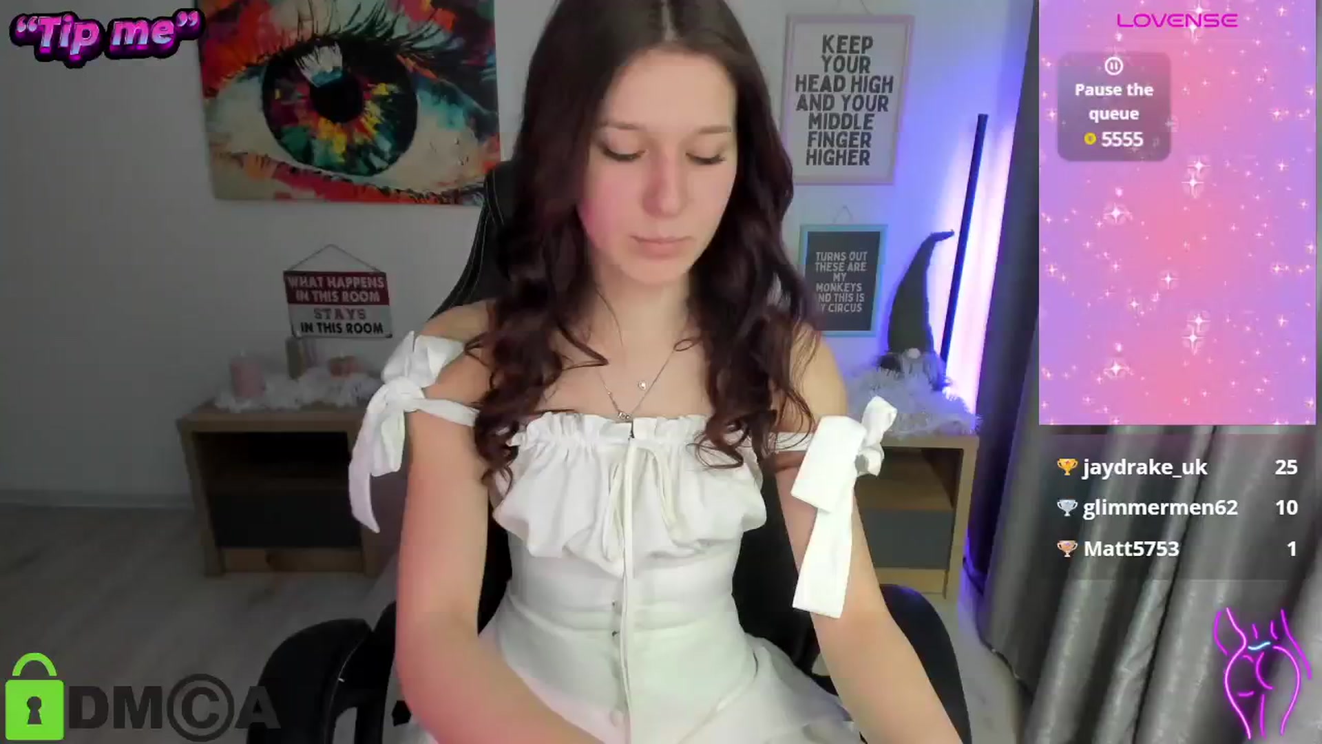 Gallery image thumbnail from Luiza_'s myfreecams stream on, 12/27/2024, 13:21 image 12 of 20