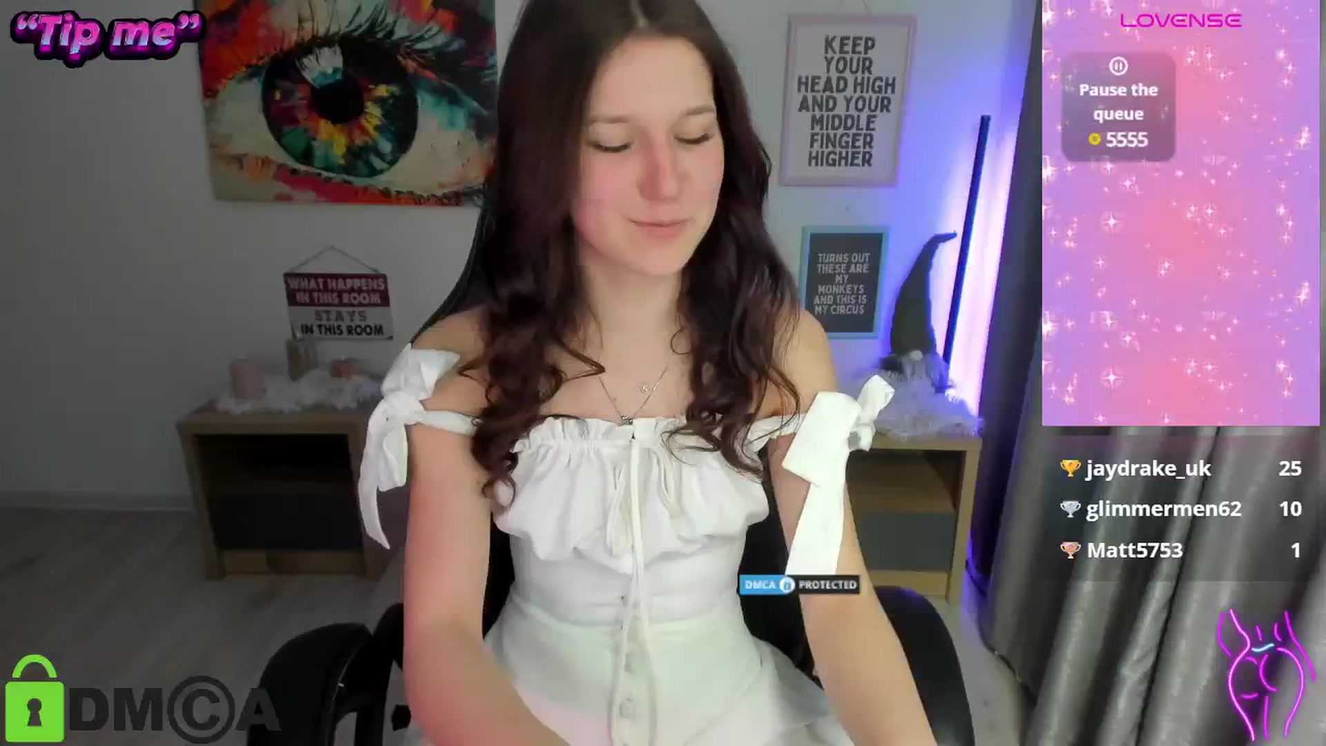 Gallery image thumbnail from Luiza_'s myfreecams stream on, 12/27/2024, 13:21 image 15 of 20