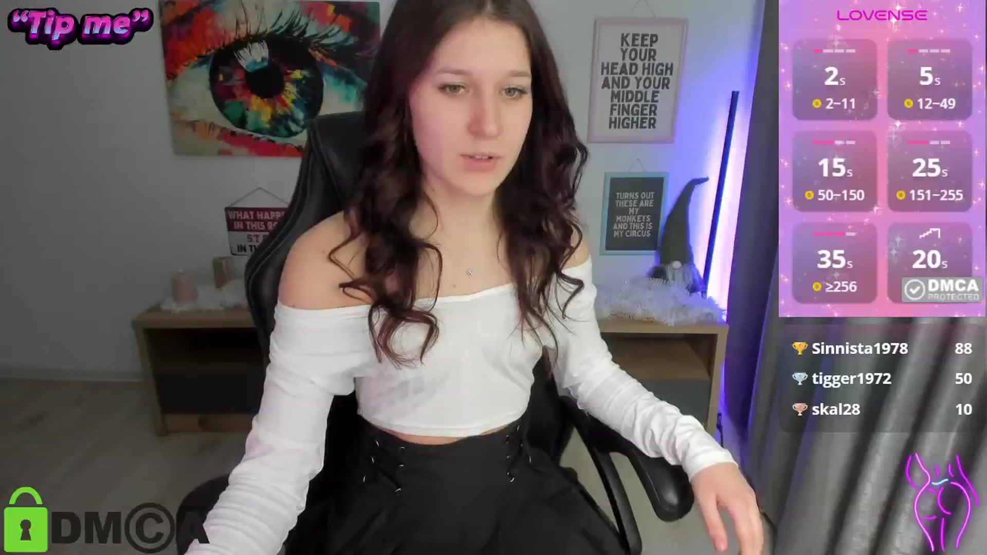 Gallery image thumbnail from Luiza_'s myfreecams stream on, 01/01/2025, 14:52 image 19 of 20