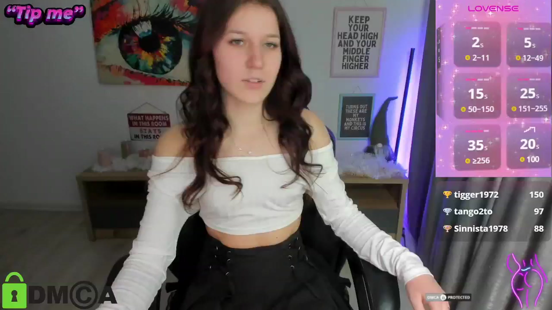 Gallery image thumbnail from Luiza_'s myfreecams stream on, 01/01/2025, 19:18 image 5 of 20