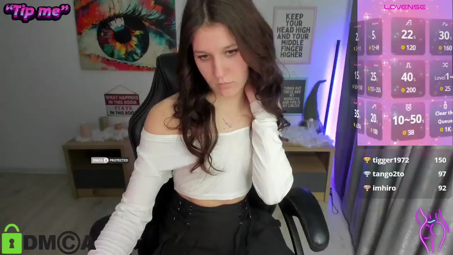 Gallery image thumbnail from Luiza_'s myfreecams stream on, 01/01/2025, 19:18 image 20 of 20