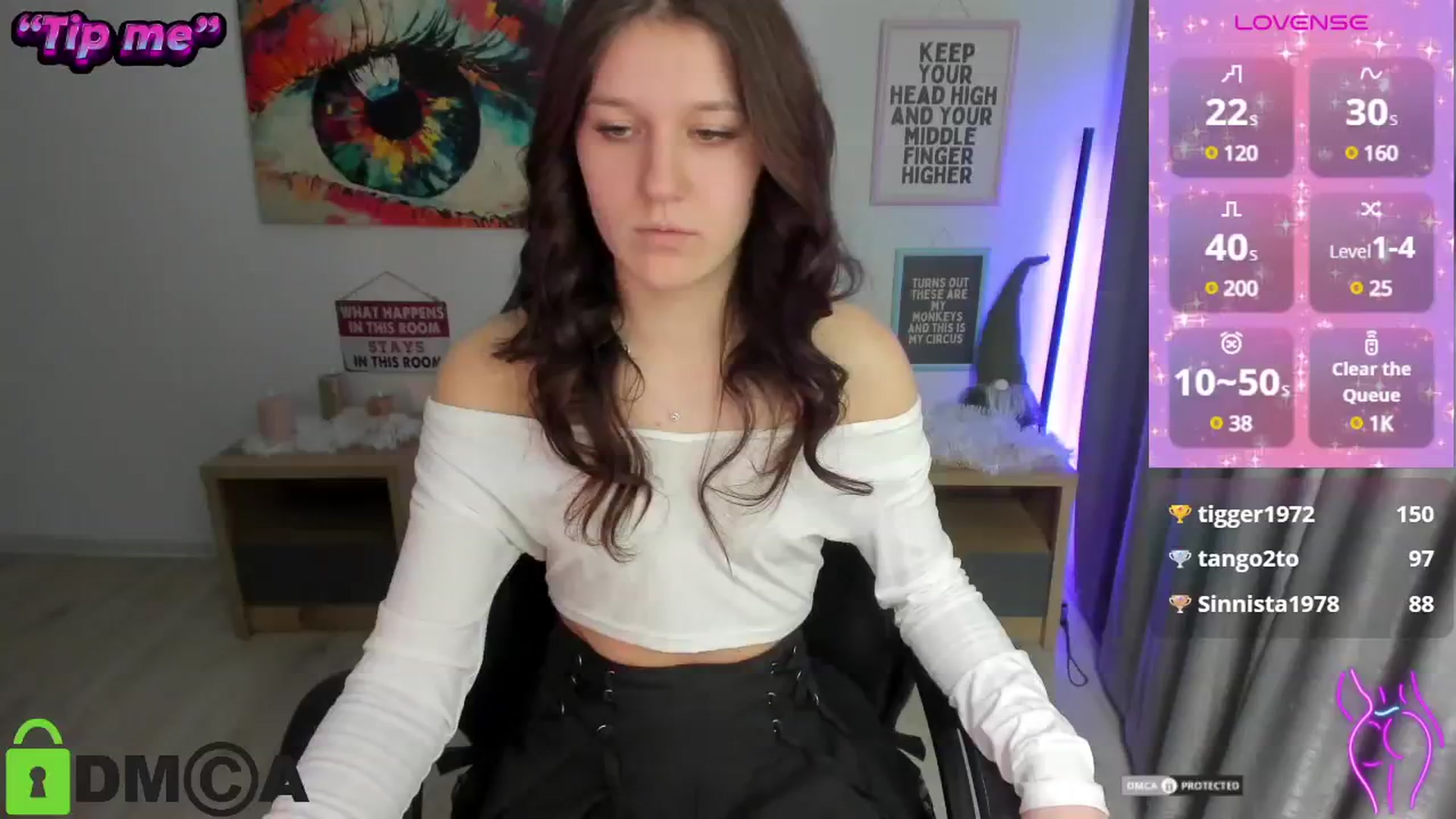 Gallery image thumbnail from Luiza_'s myfreecams stream on, 01/01/2025, 19:18 image 13 of 20