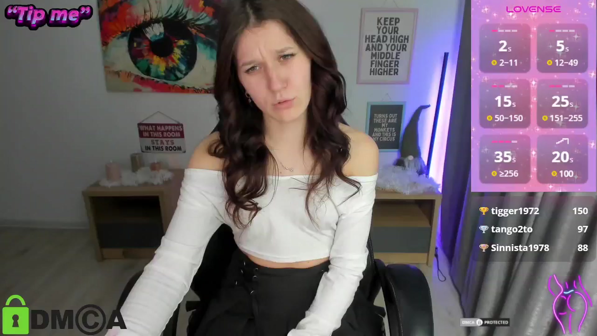 Gallery image thumbnail from Luiza_'s myfreecams stream on, 01/01/2025, 19:18 image 9 of 20