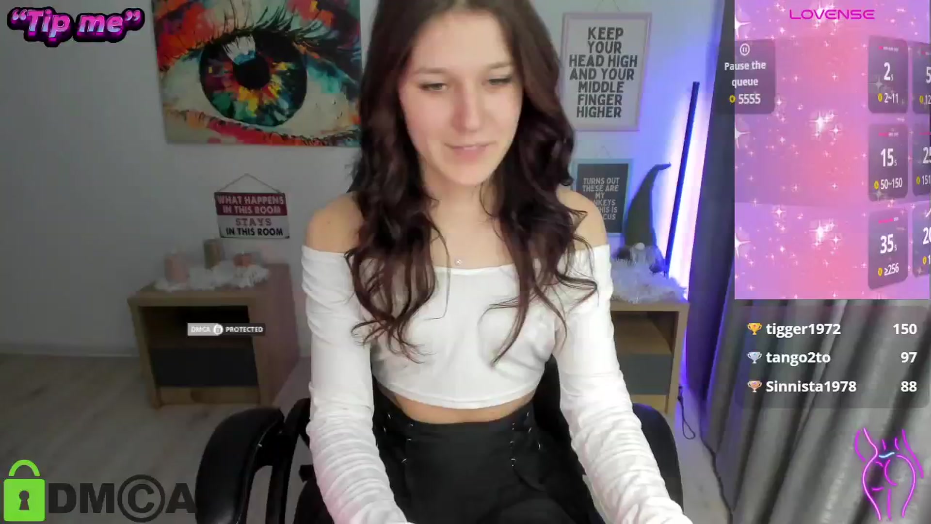 Gallery image thumbnail from Luiza_'s myfreecams stream on, 01/01/2025, 19:18 image 2 of 20