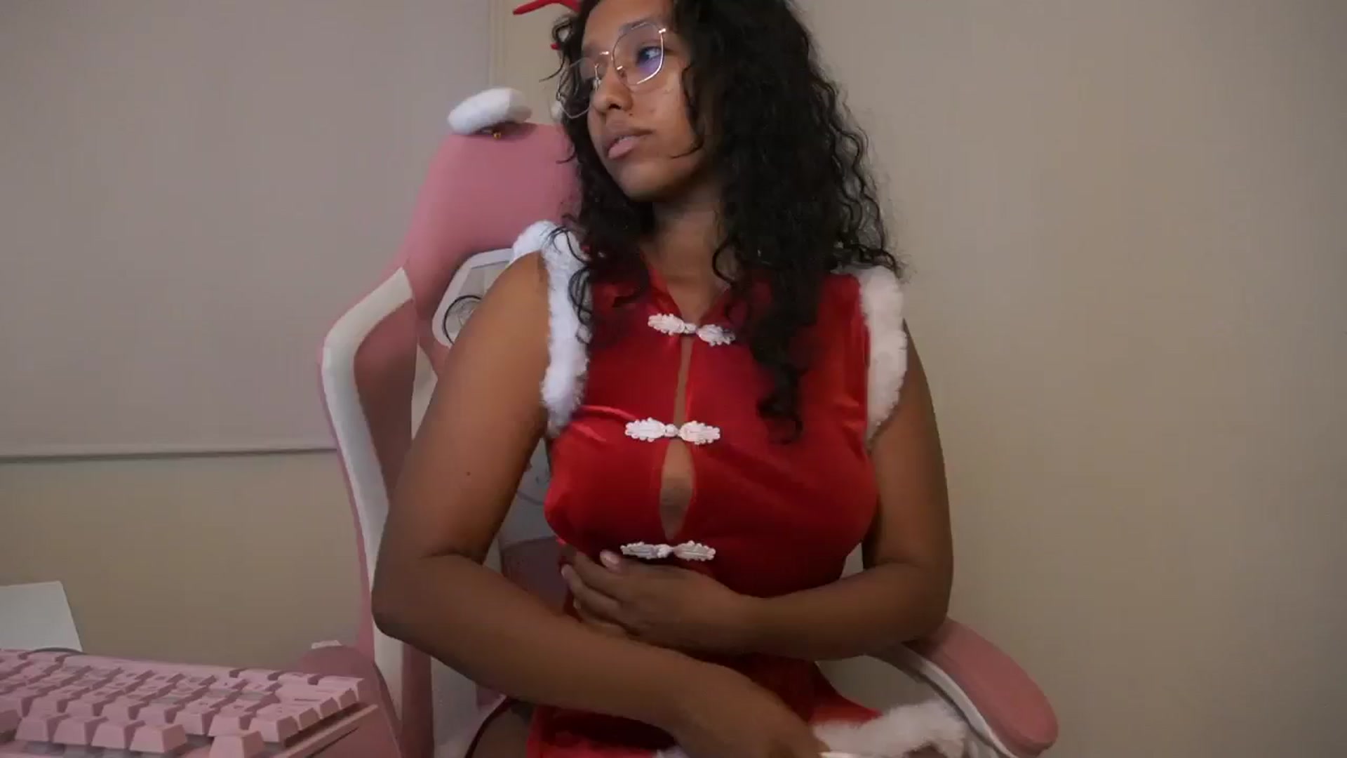 Gallery image thumbnail from Lulita's myfreecams stream on, 12/24/2025, 22:38 image 12 of 20