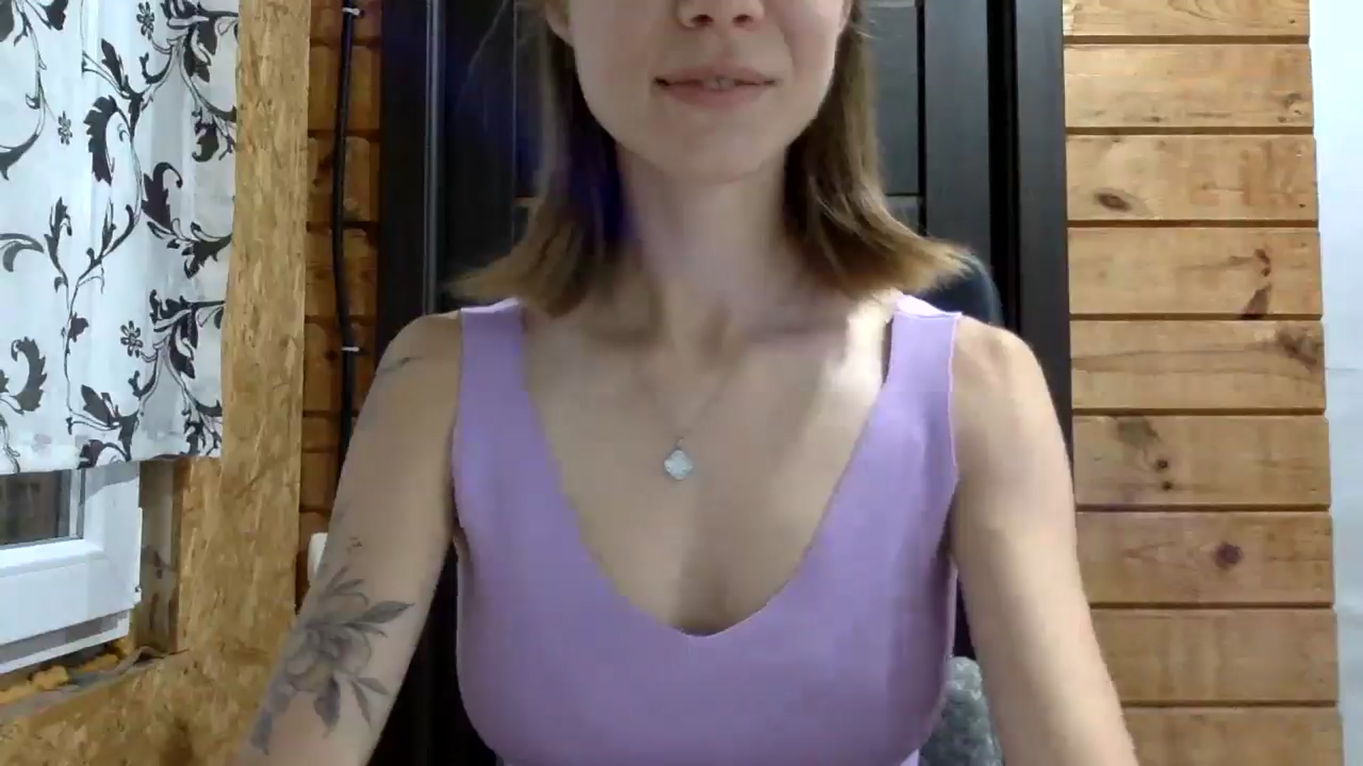 Gallery image thumbnail from LuluAmes's myfreecams stream on, 10/16/2024, 07:39 image 17 of 20