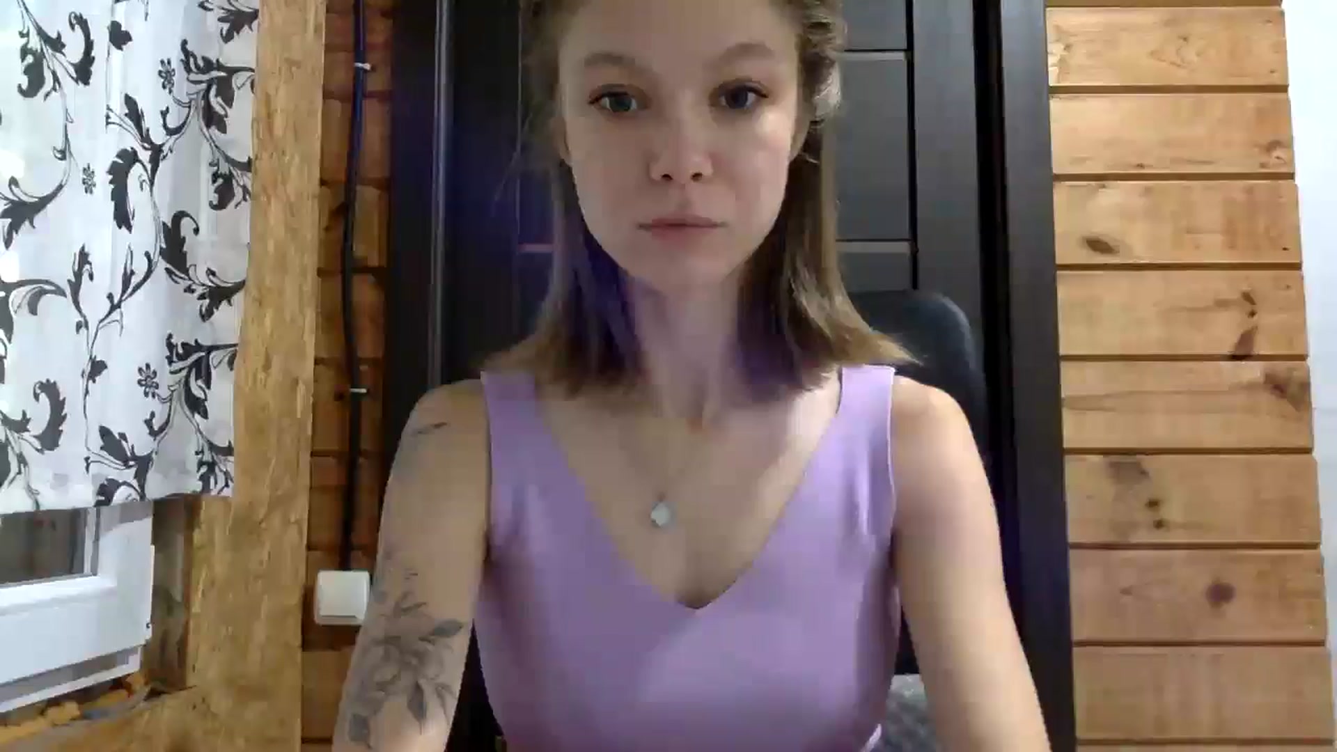 Gallery image thumbnail from LuluAmes's myfreecams stream on, 10/16/2024, 07:39 image 15 of 20