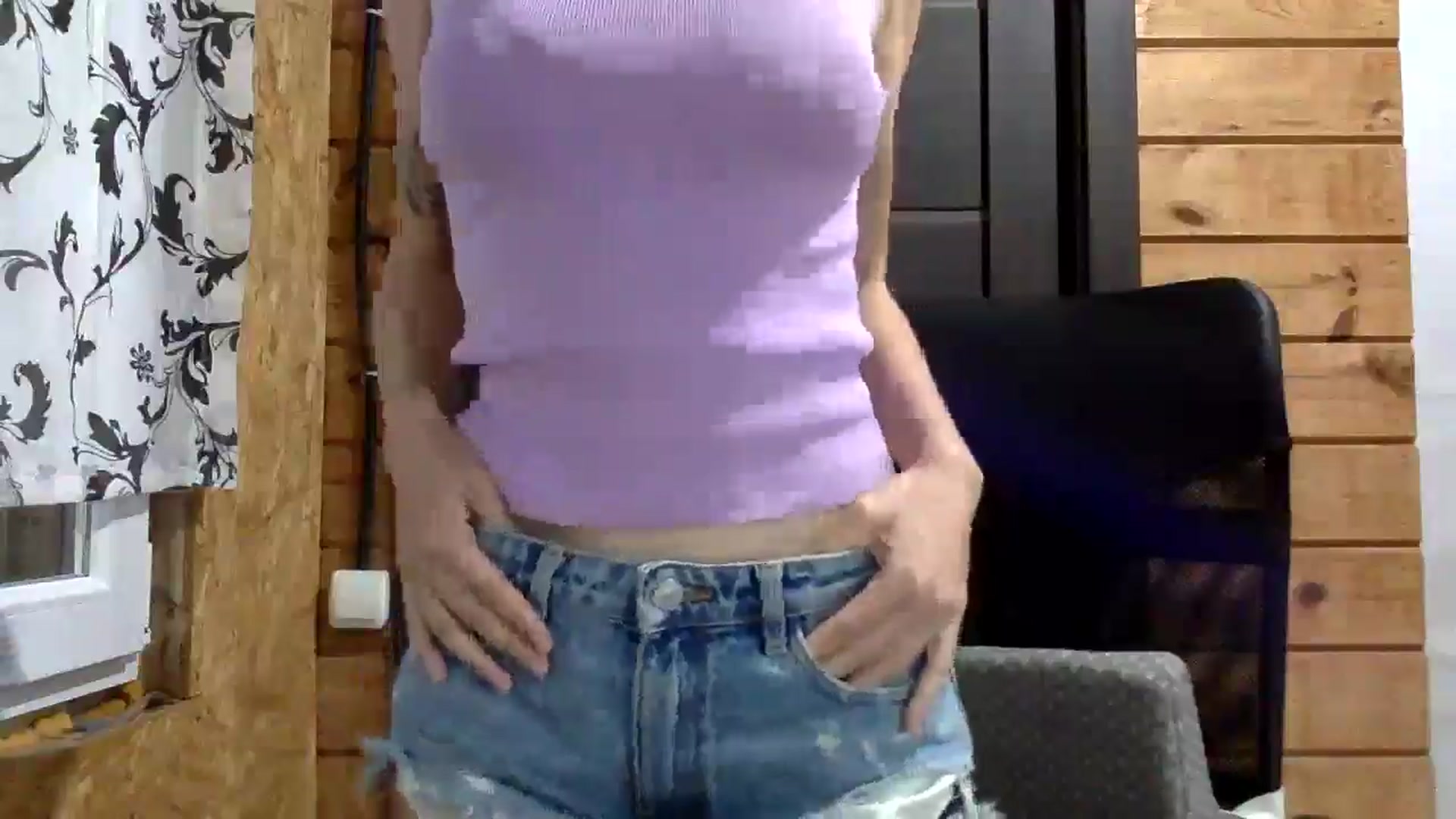 Gallery image thumbnail from LuluAmes's myfreecams stream on, 10/16/2024, 07:39 image 18 of 20