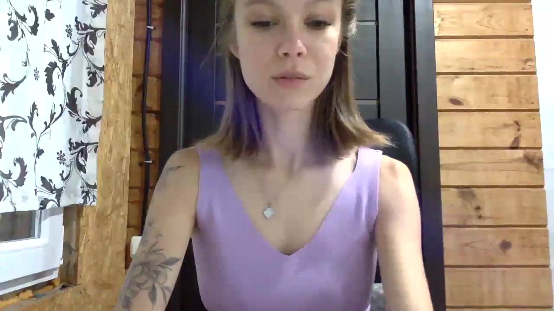 Gallery image thumbnail from LuluAmes's myfreecams stream on, 10/16/2024, 07:39 image 14 of 20