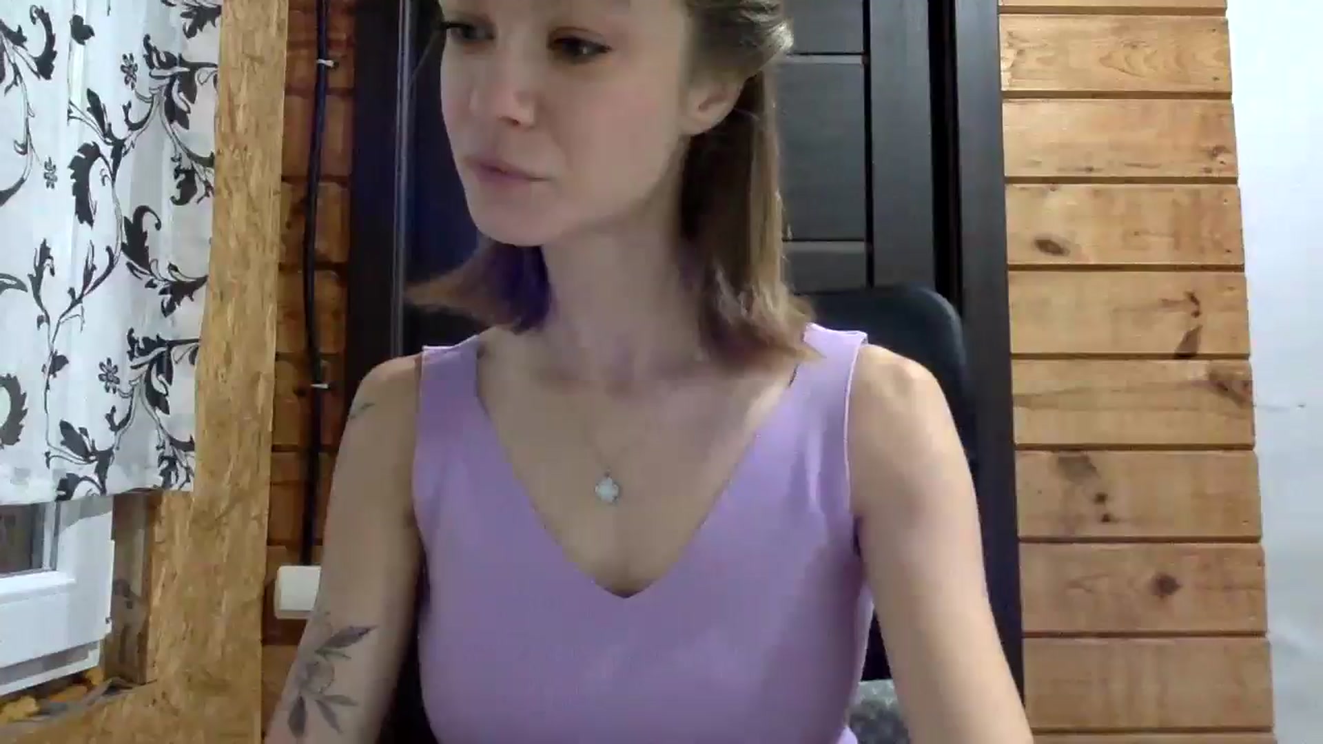 Gallery image thumbnail from LuluAmes's myfreecams stream on, 10/16/2024, 07:39 image 12 of 20