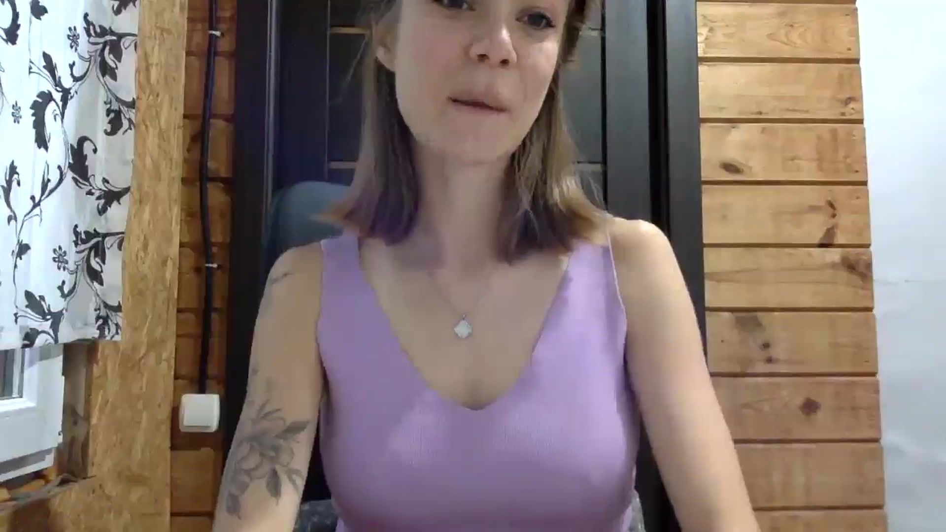 Gallery image thumbnail from LuluAmes's myfreecams stream on, 10/16/2024, 09:01 image 9 of 20