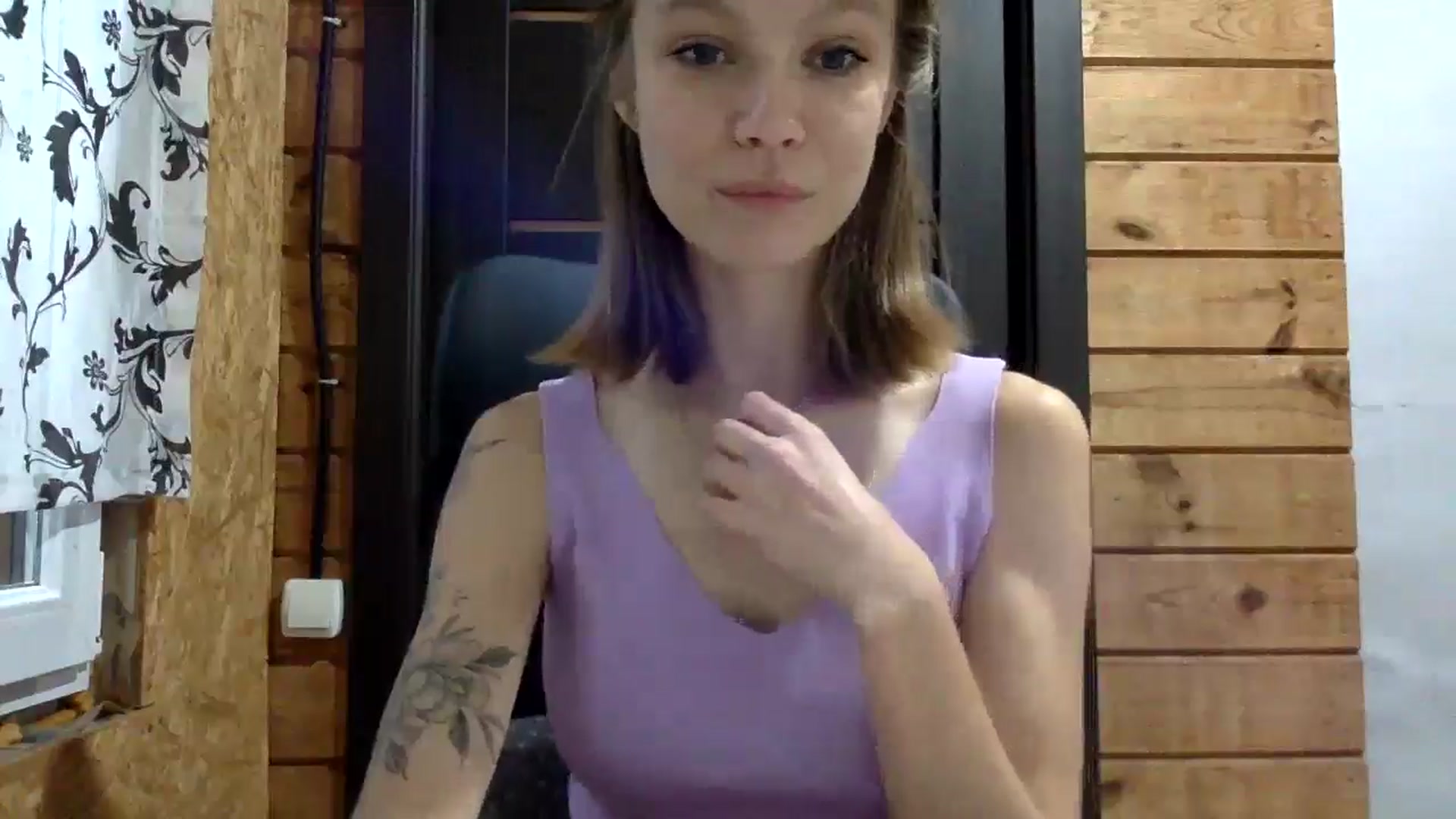 Gallery image thumbnail from LuluAmes's myfreecams stream on, 10/16/2024, 09:01 image 10 of 20