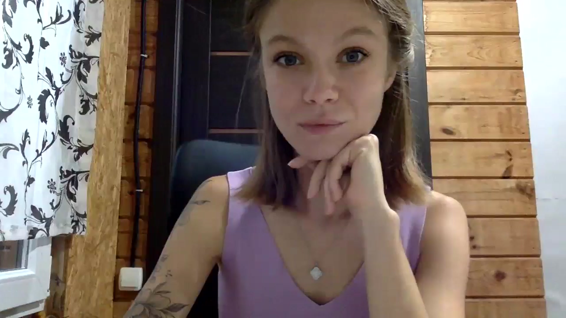 Gallery image thumbnail from LuluAmes's myfreecams stream on, 10/16/2024, 09:01 image 15 of 20