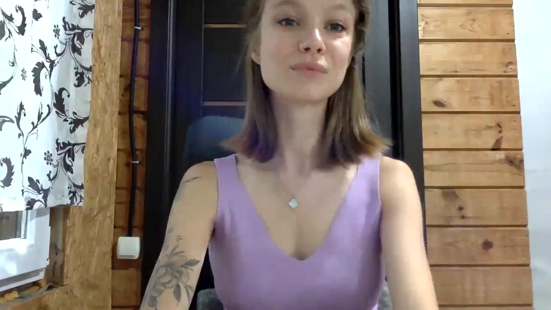 Gallery image thumbnail from LuluAmes's myfreecams stream on, 10/16/2024, 09:01 image 2 of 20