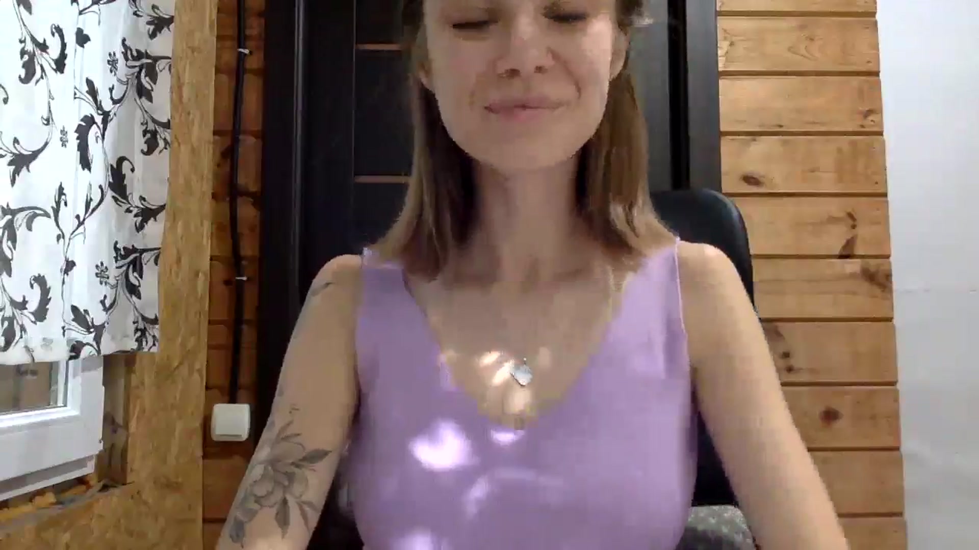 Gallery image thumbnail from LuluAmes's myfreecams stream on, 10/16/2024, 10:41 image 17 of 20