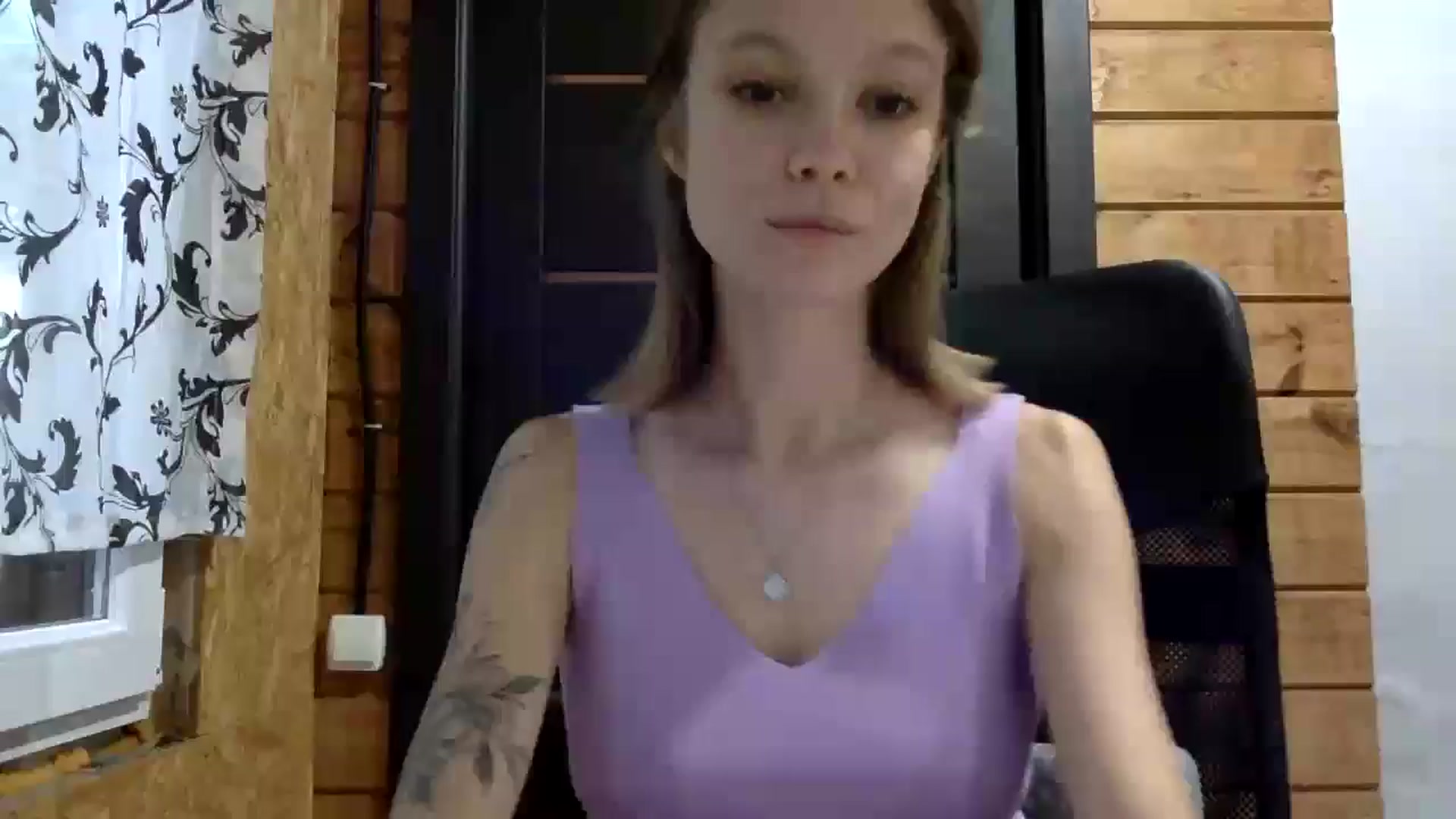 Gallery image thumbnail from LuluAmes's myfreecams stream on, 10/16/2024, 11:16 image 16 of 20