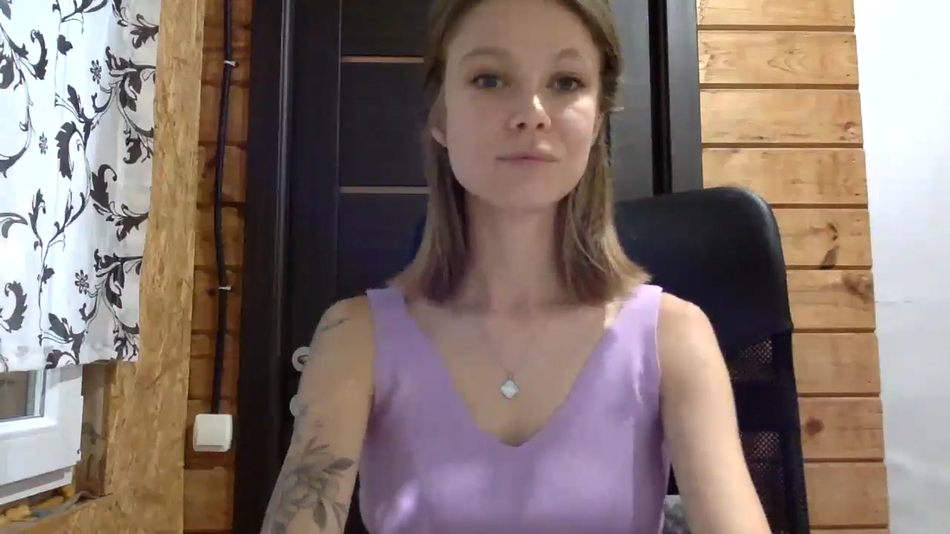 Gallery image thumbnail from LuluAmes's myfreecams stream on, 10/16/2024, 11:34 image 19 of 20