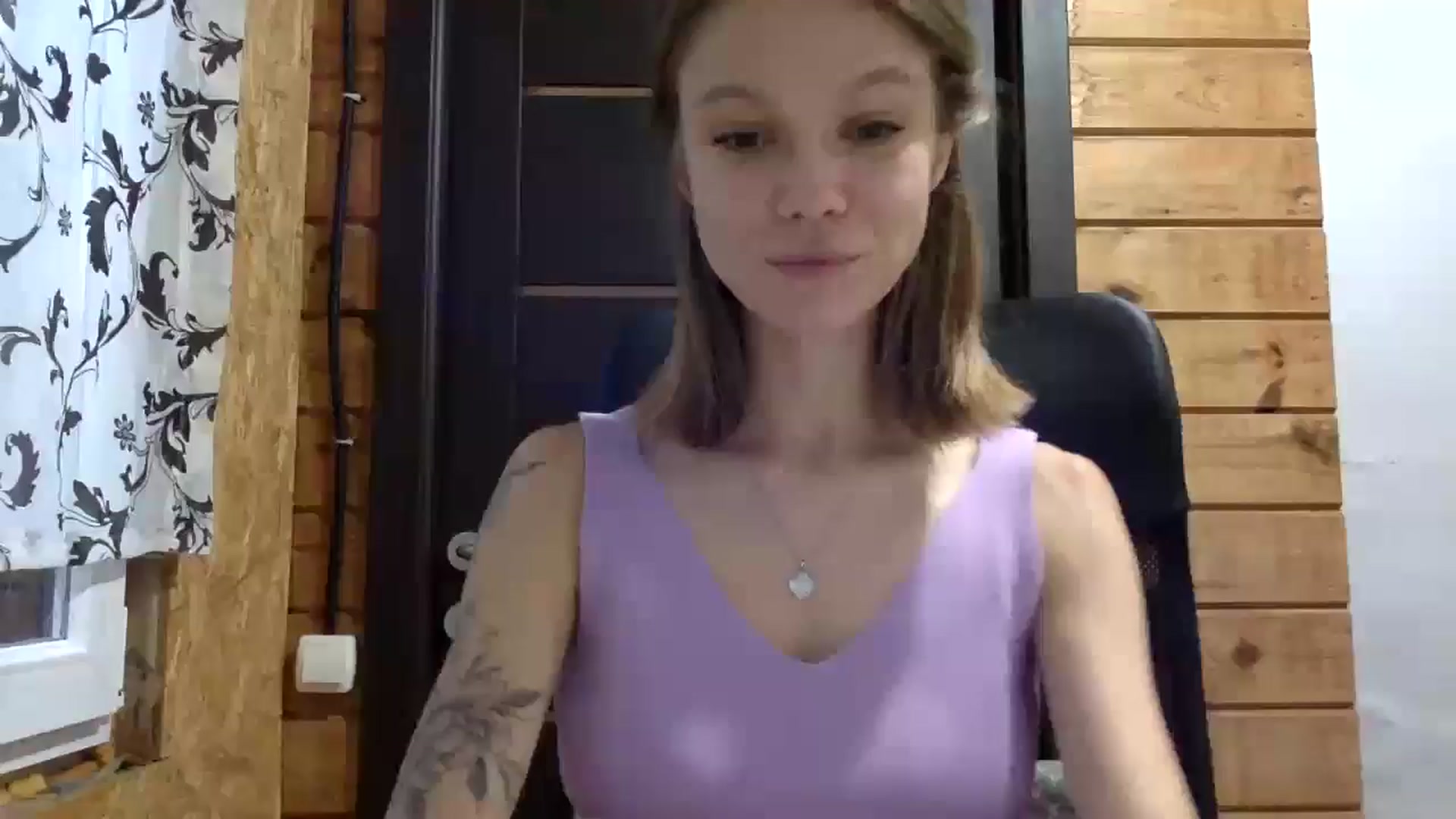 Gallery image thumbnail from LuluAmes's myfreecams stream on, 10/16/2024, 11:34 image 13 of 20