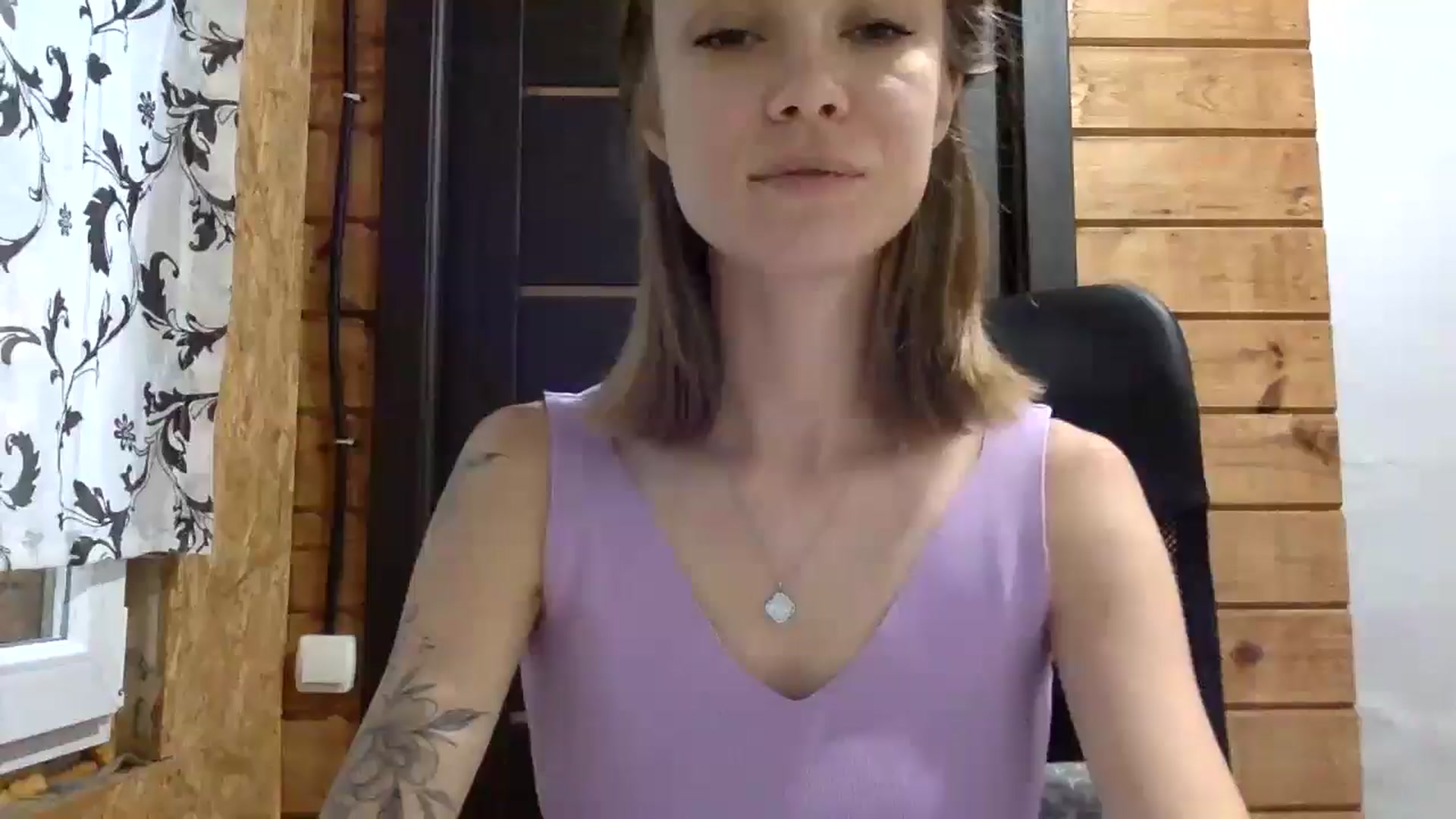 Gallery image thumbnail from LuluAmes's myfreecams stream on, 10/16/2024, 11:34 image 15 of 20