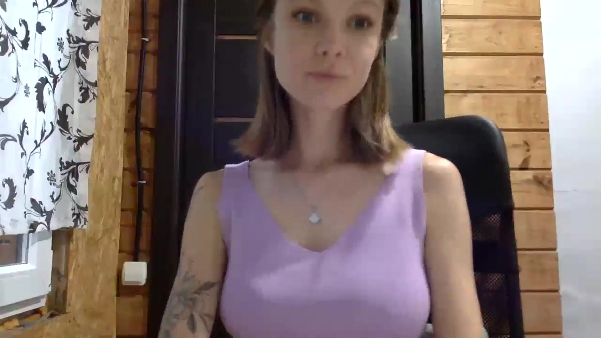 Gallery image thumbnail from LuluAmes's myfreecams stream on, 10/16/2024, 11:34 image 6 of 20