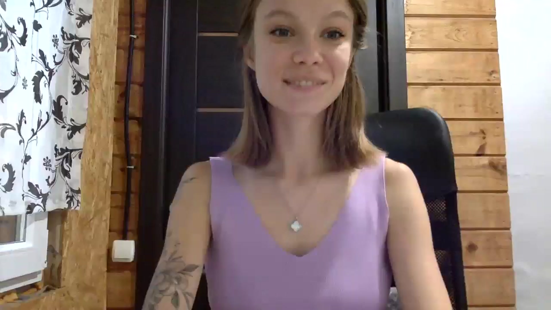 Gallery image thumbnail from LuluAmes's myfreecams stream on, 10/16/2024, 11:34 image 14 of 20