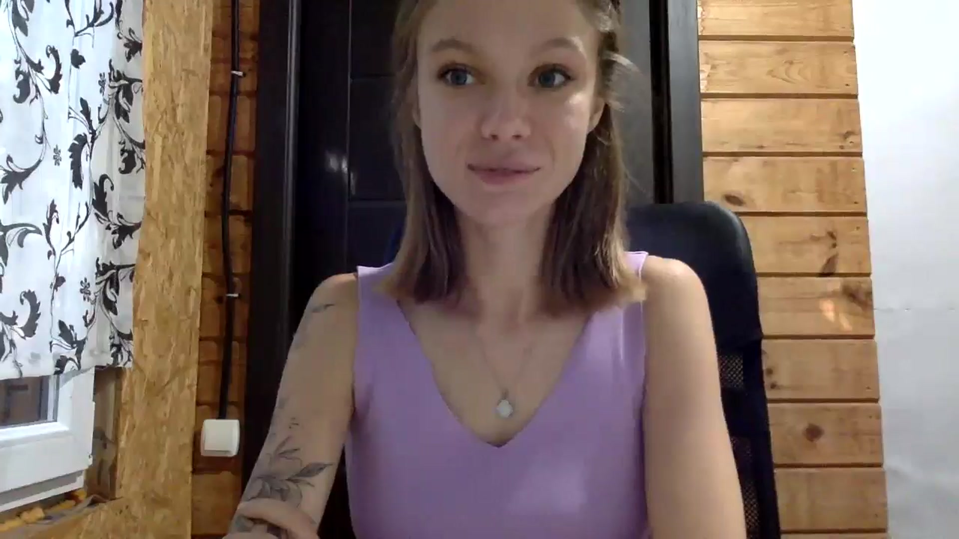 Gallery image thumbnail from LuluAmes's myfreecams stream on, 10/16/2024, 12:22 image 16 of 20