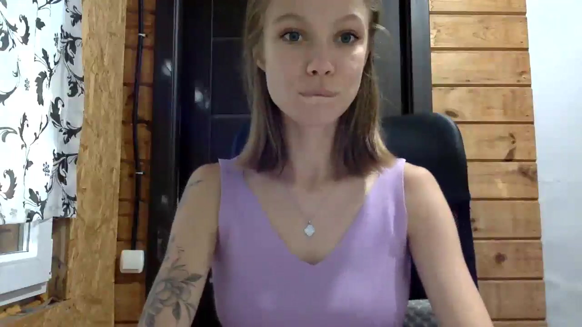 Gallery image thumbnail from LuluAmes's myfreecams stream on, 10/16/2024, 12:22 image 10 of 20