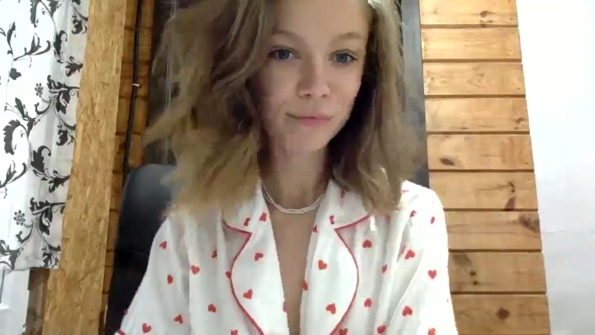Gallery image thumbnail from LuluAmes's myfreecams stream on, 10/17/2024, 07:46 image 13 of 20