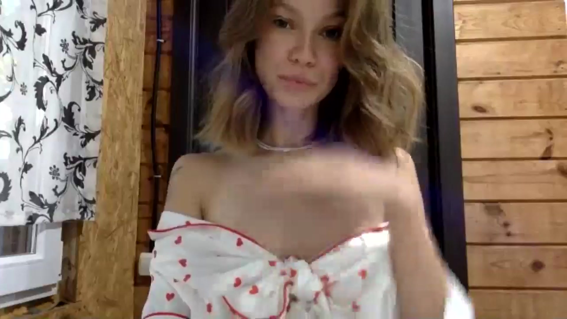 Gallery image thumbnail from LuluAmes's myfreecams stream on, 10/17/2024, 07:46 image 19 of 20