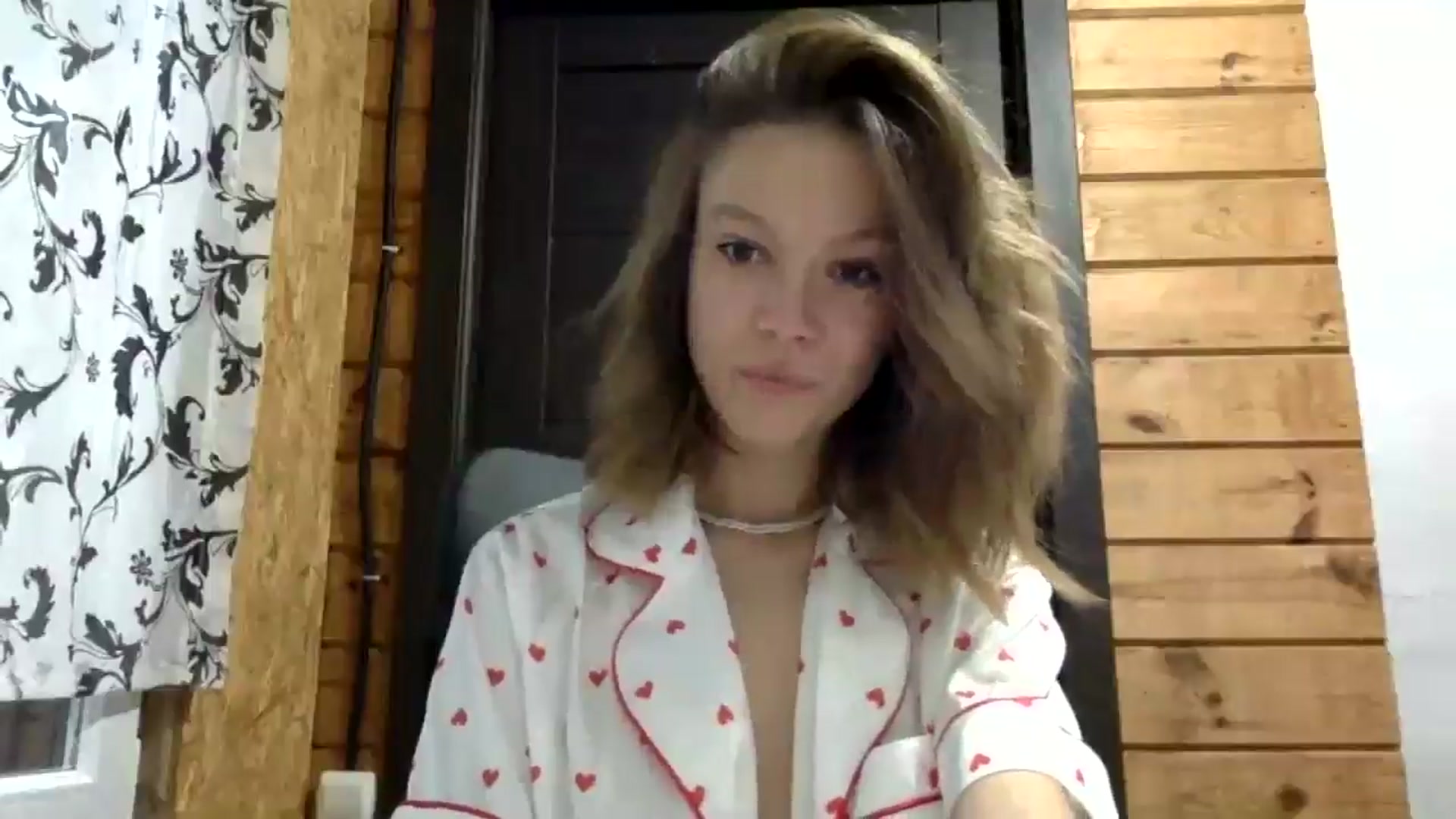 Gallery image thumbnail from LuluAmes's myfreecams stream on, 10/17/2024, 07:46 image 7 of 20