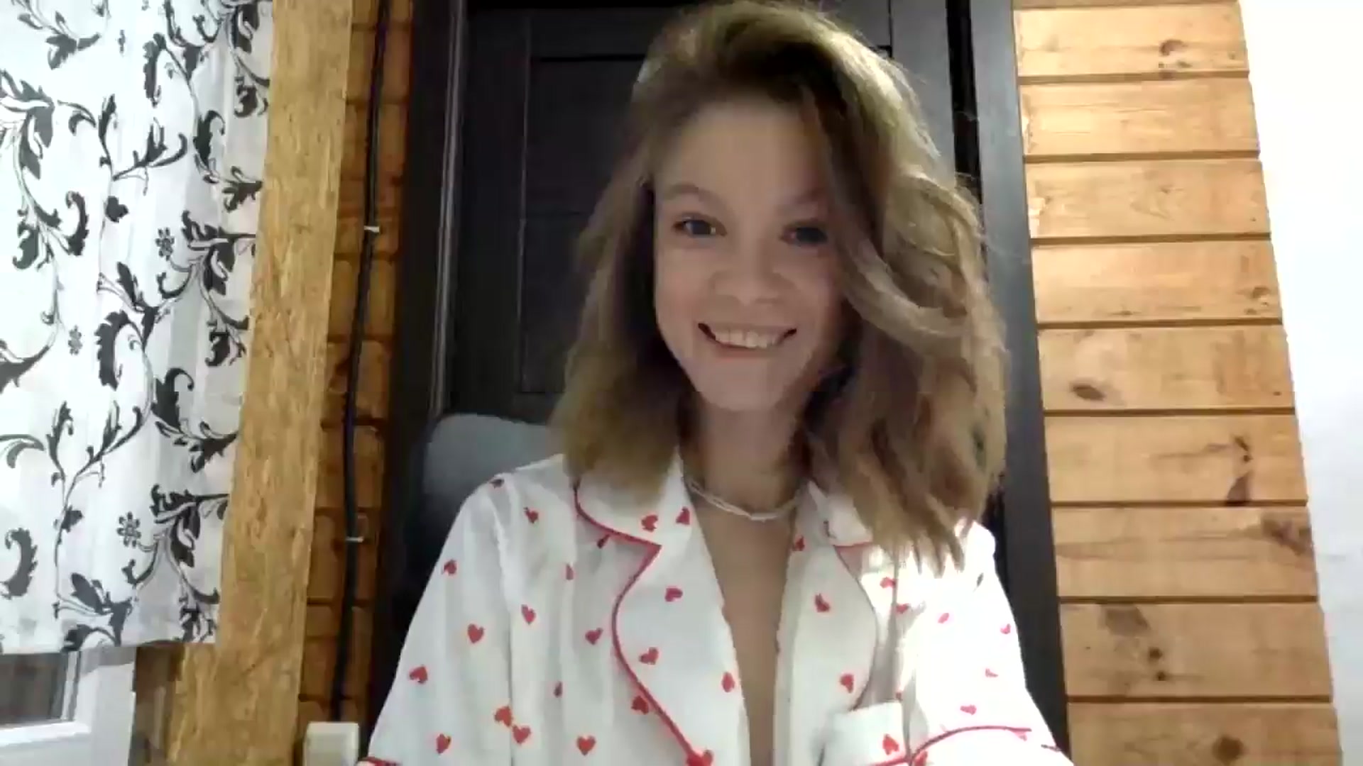 Gallery image thumbnail from LuluAmes's myfreecams stream on, 10/17/2024, 07:46 image 8 of 20
