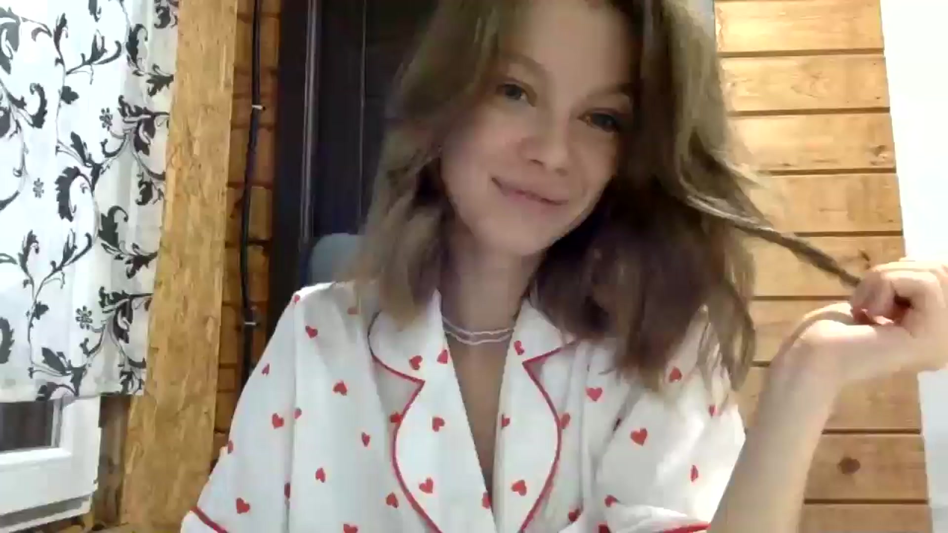 Gallery image thumbnail from LuluAmes's myfreecams stream on, 10/17/2024, 09:17 image 4 of 20