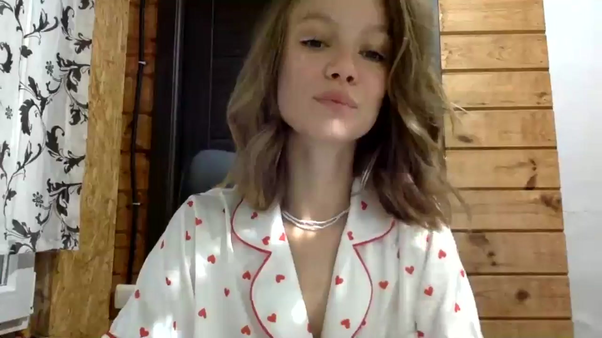 Gallery image thumbnail from LuluAmes's myfreecams stream on, 10/17/2024, 09:17 image 2 of 20