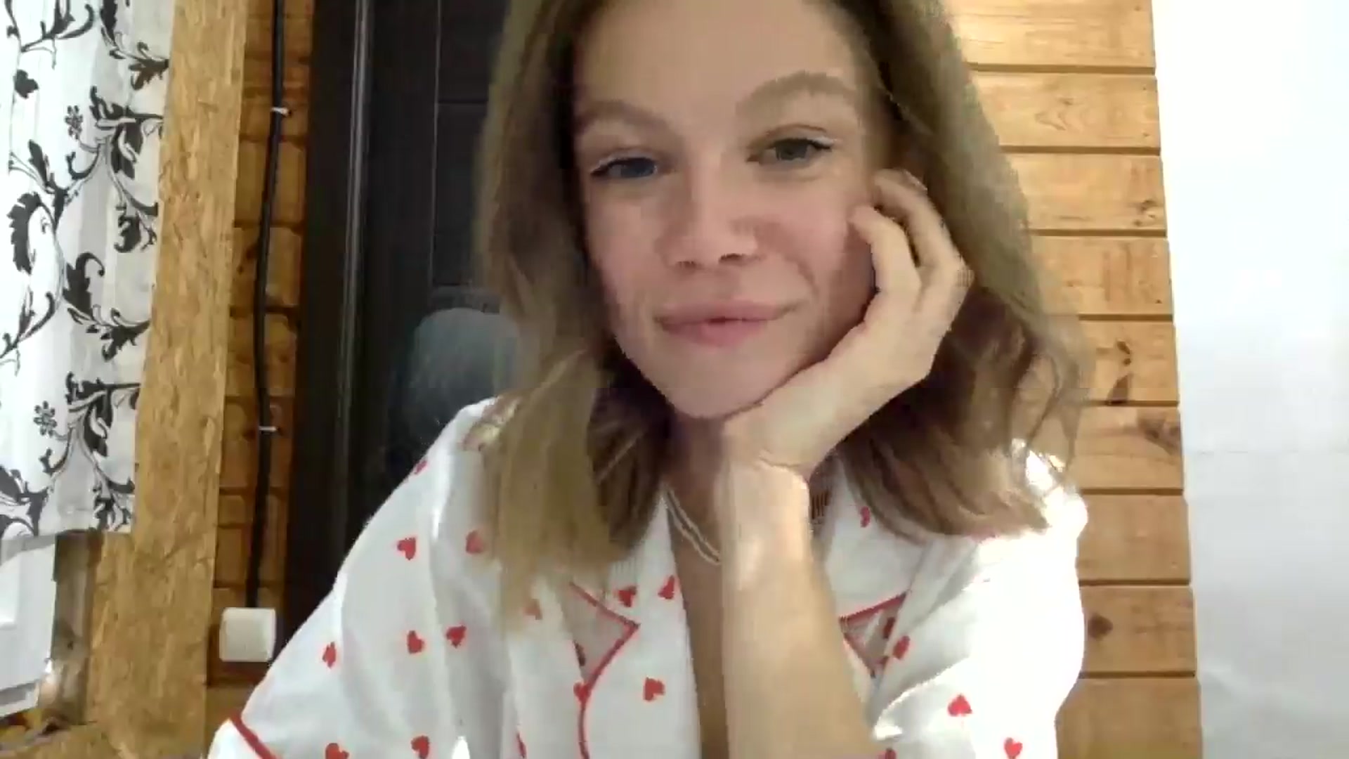 Gallery image thumbnail from LuluAmes's myfreecams stream on, 10/17/2024, 09:17 image 10 of 20