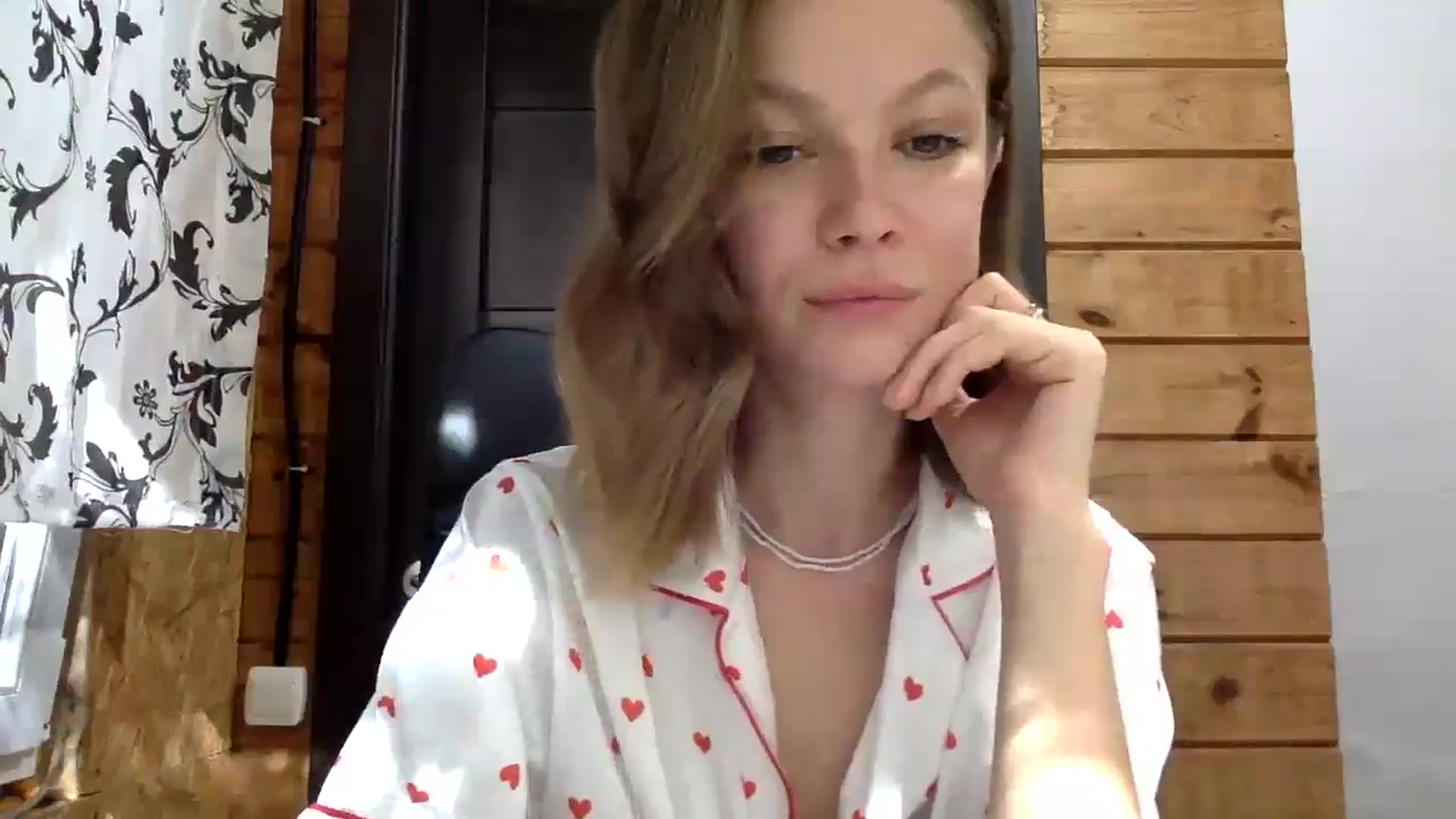 Gallery image thumbnail from LuluAmes's myfreecams stream on, 10/17/2024, 10:07 image 13 of 20