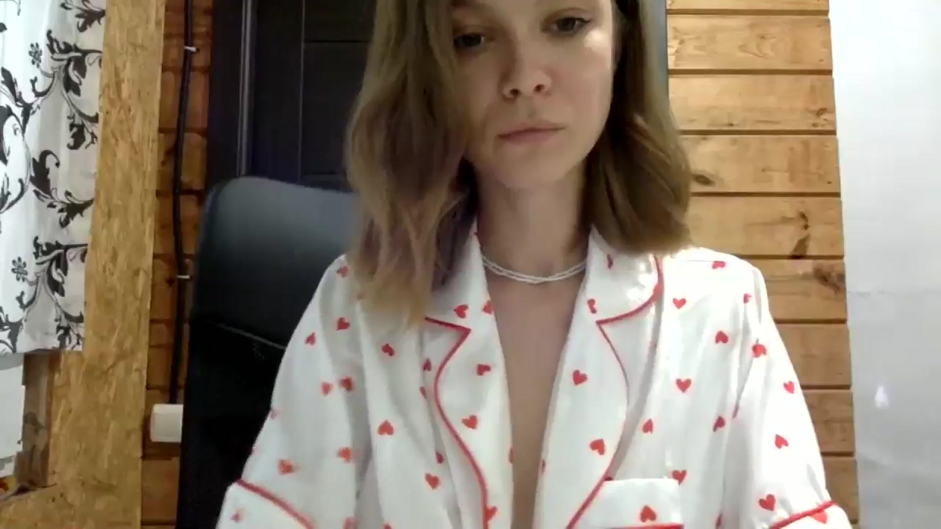 Gallery image thumbnail from LuluAmes's myfreecams stream on, 10/17/2024, 11:14 image 15 of 20