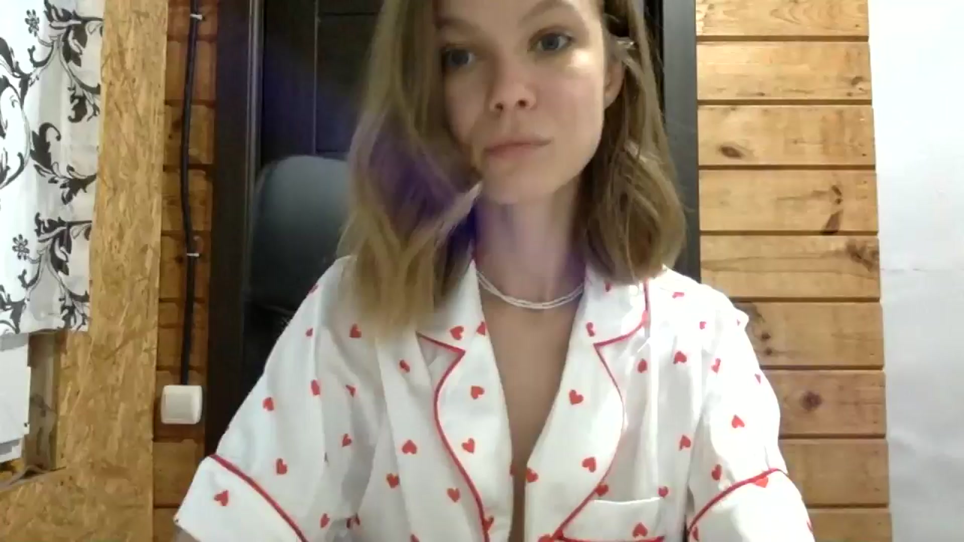 Gallery image thumbnail from LuluAmes's myfreecams stream on, 10/17/2024, 11:14 image 1 of 20