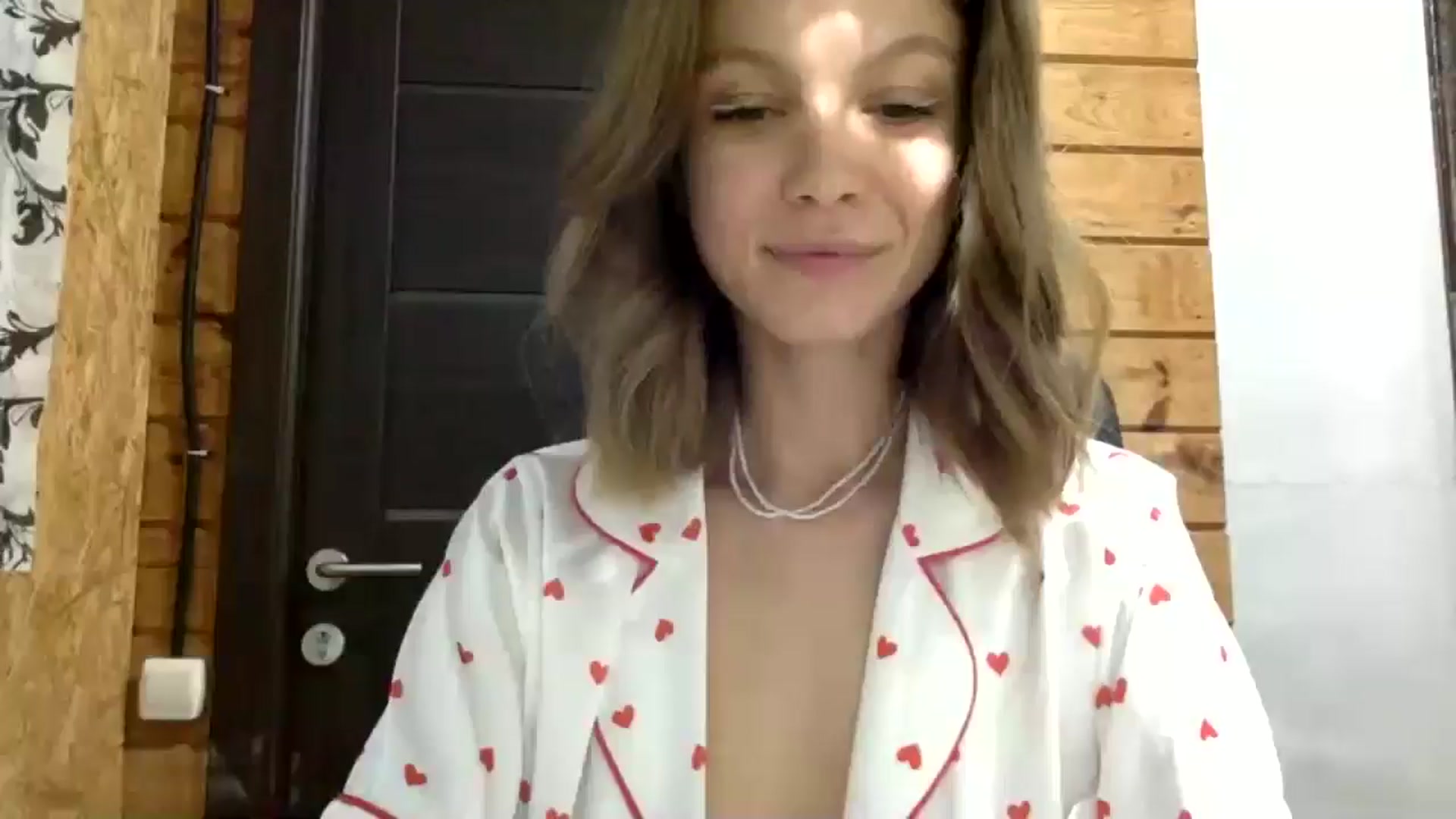 Gallery image thumbnail from LuluAmes's myfreecams stream on, 10/17/2024, 12:23 image 2 of 20