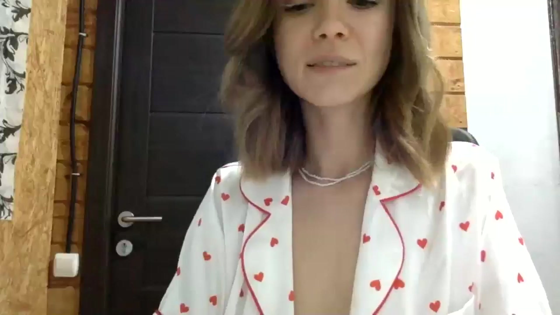 Gallery image thumbnail from LuluAmes's myfreecams stream on, 10/17/2024, 12:23 image 13 of 20