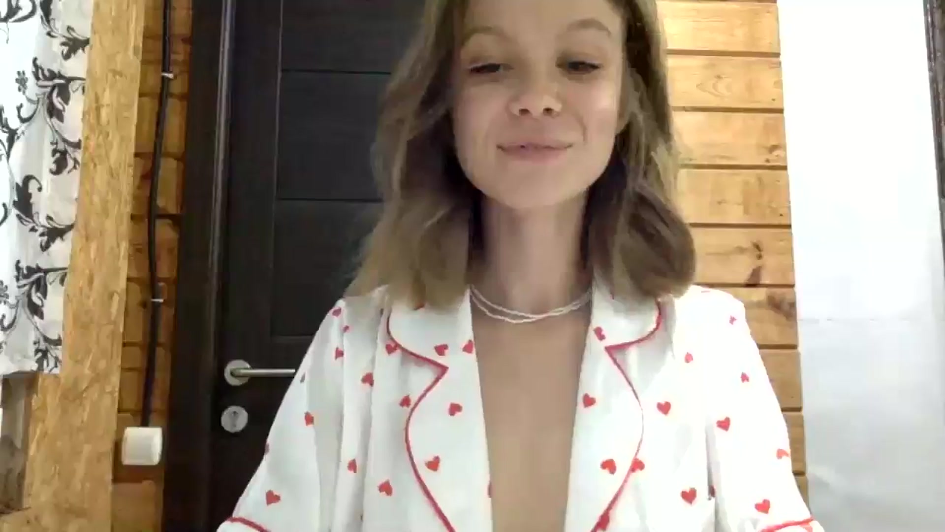 Gallery image thumbnail from LuluAmes's myfreecams stream on, 10/17/2024, 12:23 image 20 of 20