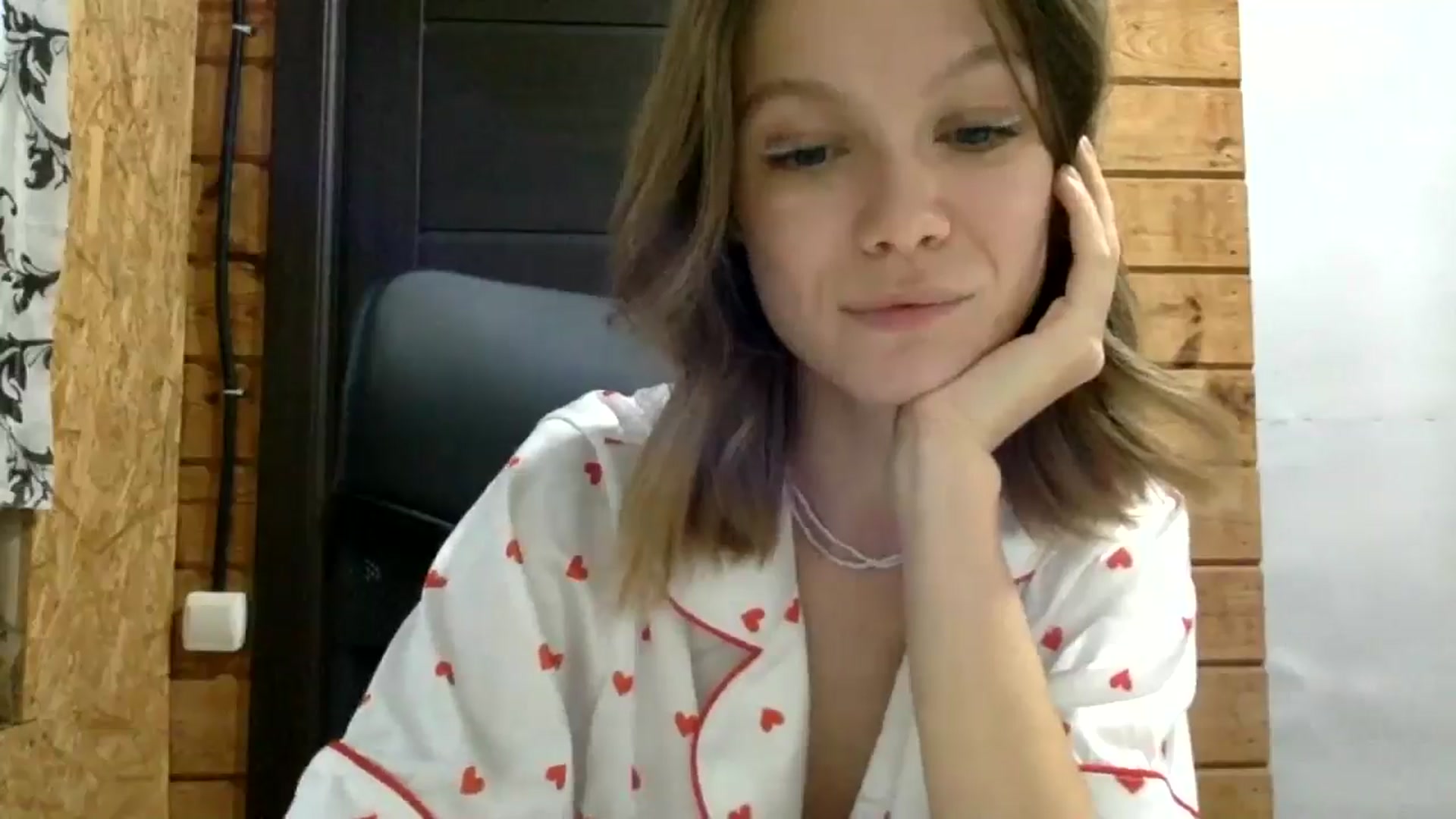 Gallery image thumbnail from LuluAmes's myfreecams stream on, 10/17/2024, 13:03 image 9 of 20