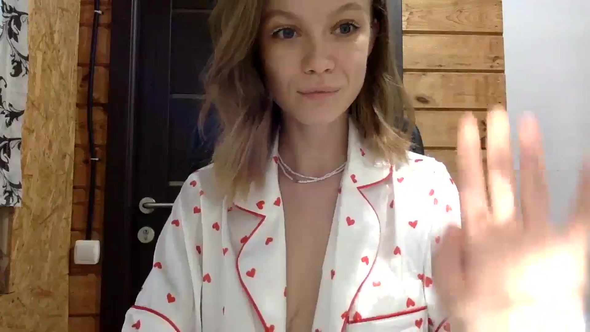 Gallery image thumbnail from LuluAmes's myfreecams stream on, 10/17/2024, 13:03 image 19 of 20