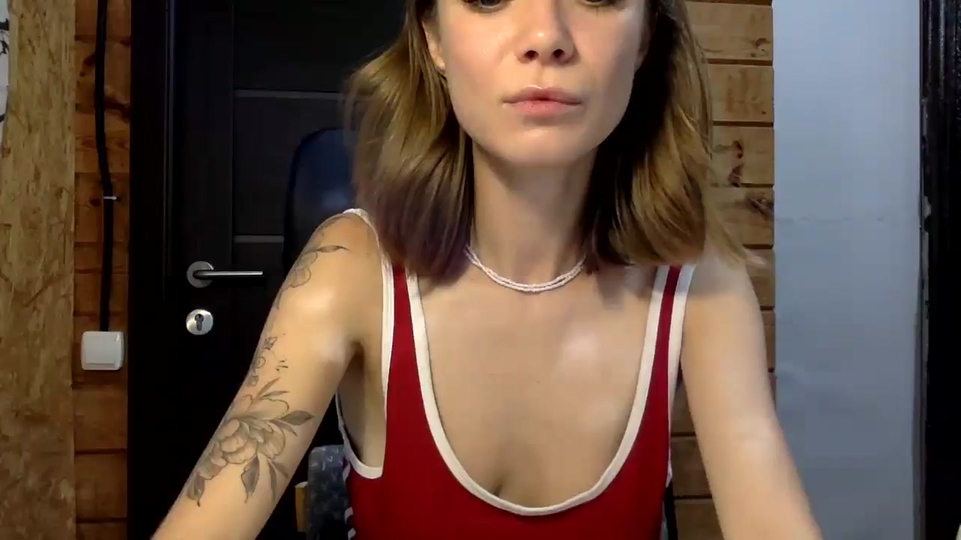 Gallery image thumbnail from LuluAmes's myfreecams stream on, 10/18/2024, 09:08 image 2 of 20