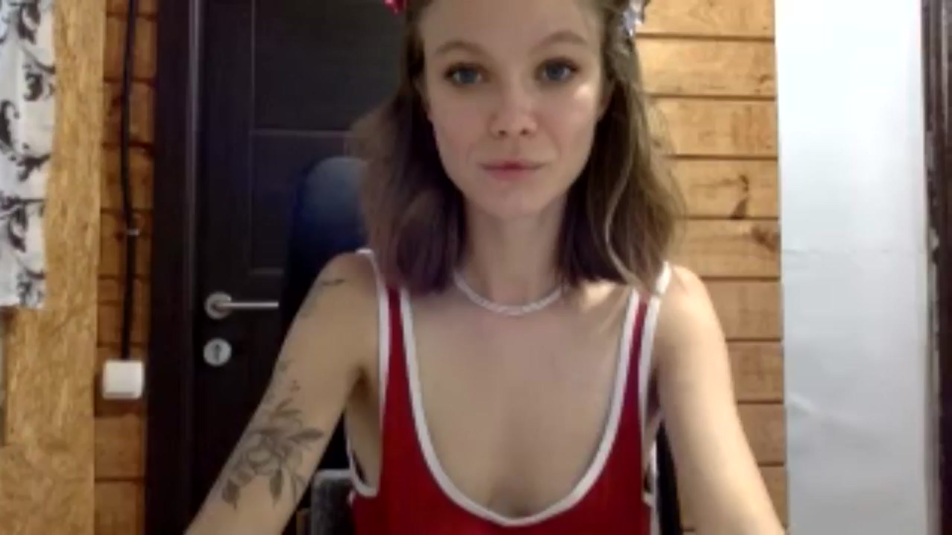 Gallery image thumbnail from LuluAmes's myfreecams stream on, 10/18/2024, 09:36 image 14 of 20
