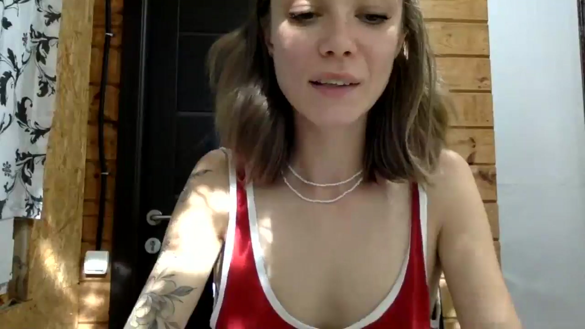 Gallery image thumbnail from LuluAmes's myfreecams stream on, 10/18/2024, 10:27 image 6 of 20