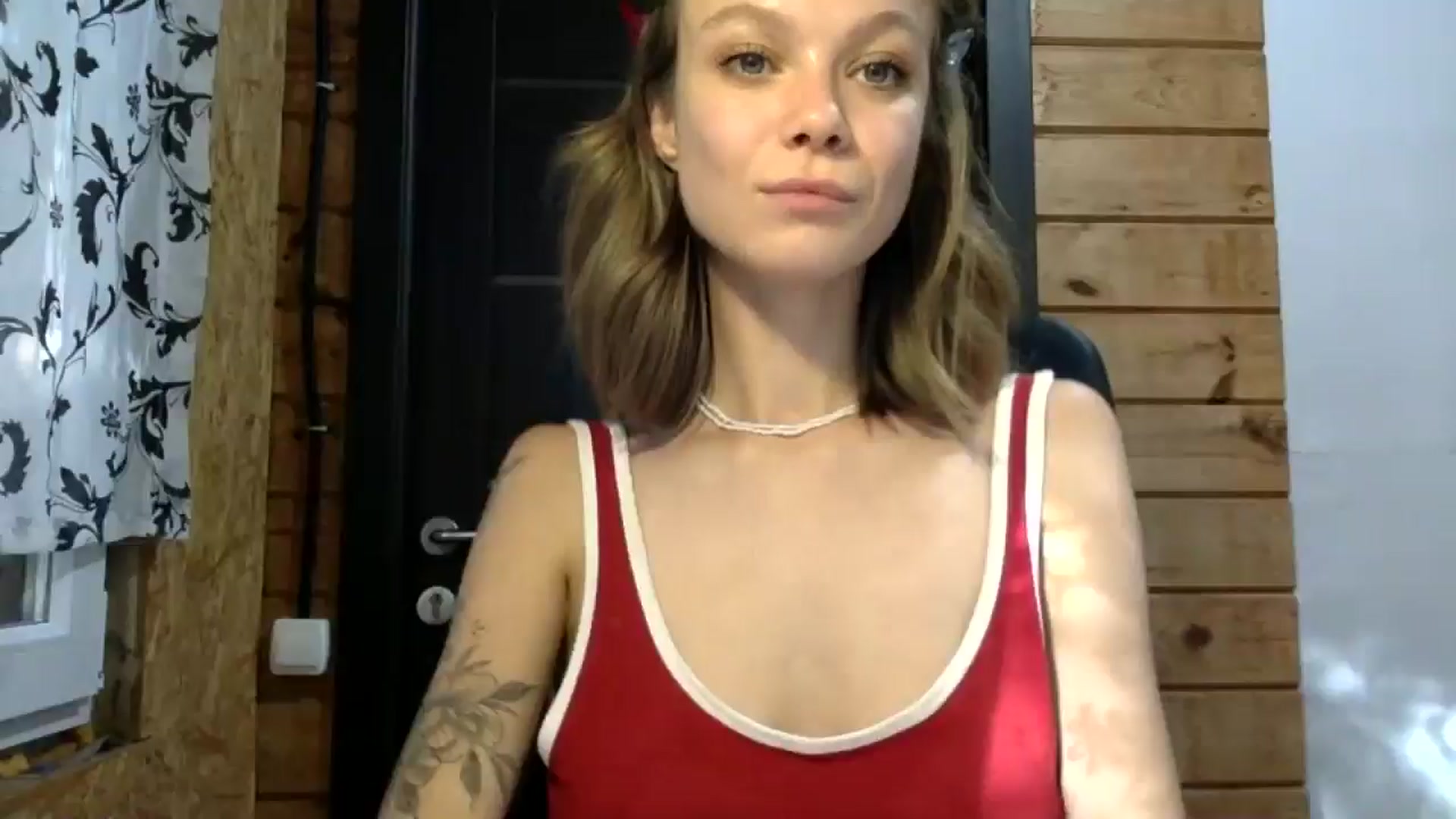 Gallery image thumbnail from LuluAmes's myfreecams stream on, 10/18/2024, 13:07 image 18 of 20