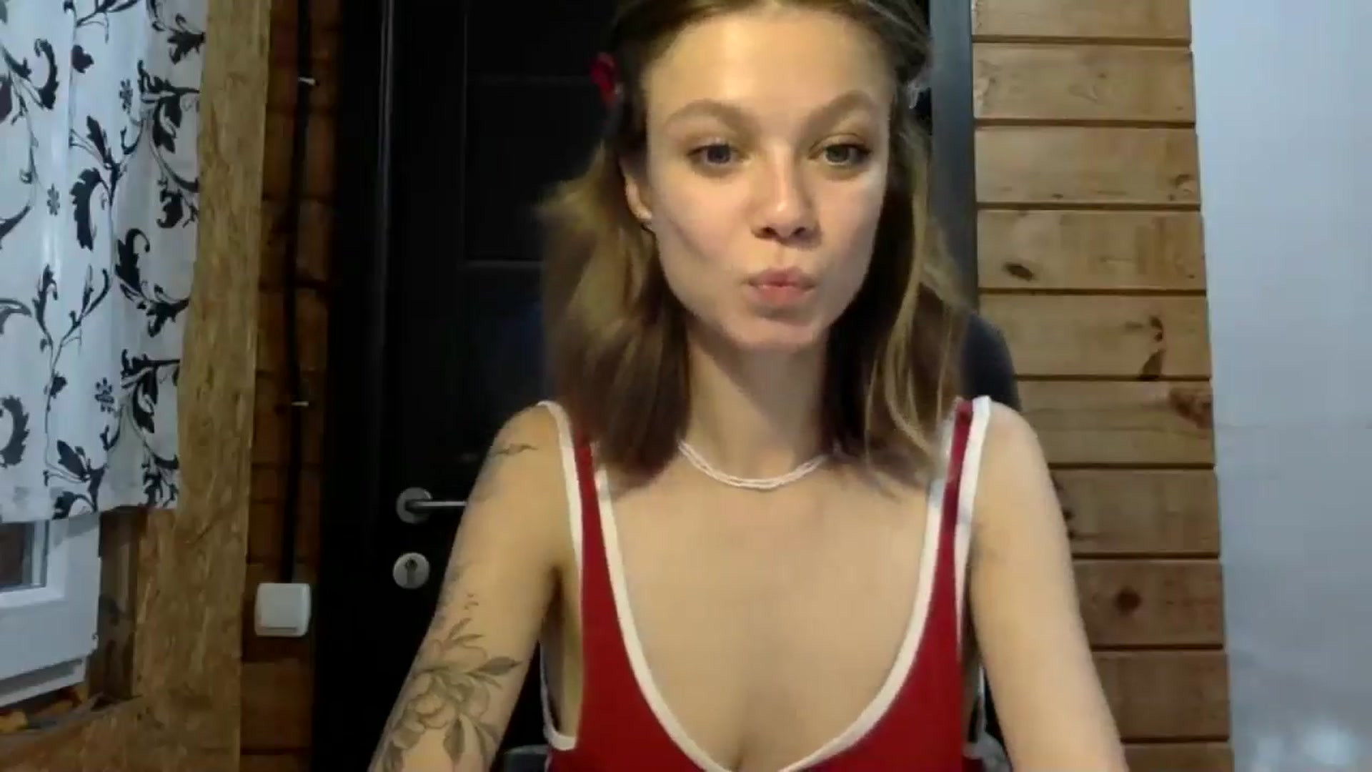 Gallery image thumbnail from LuluAmes's myfreecams stream on, 10/18/2024, 13:07 image 9 of 20