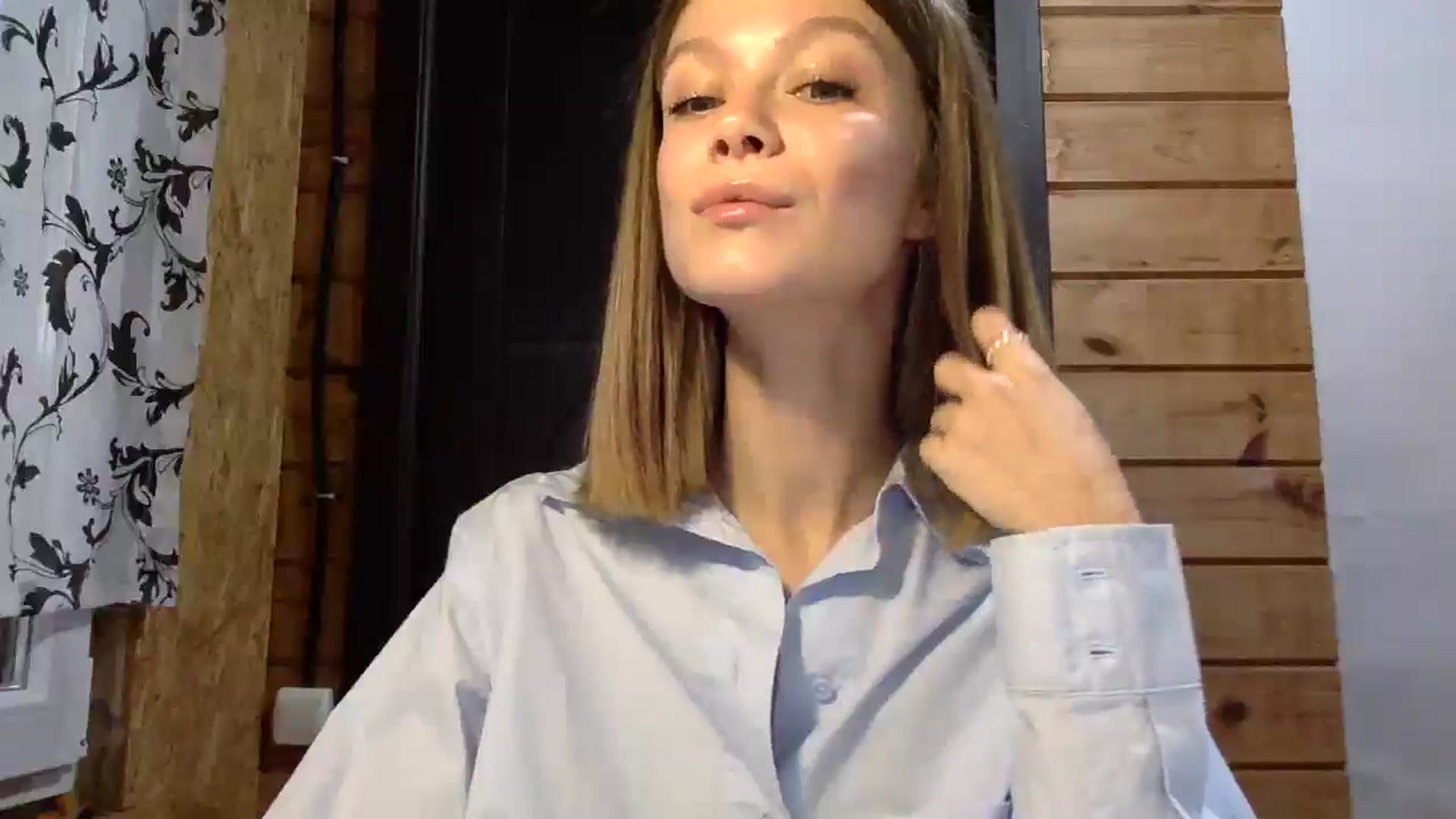 Gallery image thumbnail from LuluAmes's myfreecams stream on, 10/21/2024, 07:28 image 14 of 20